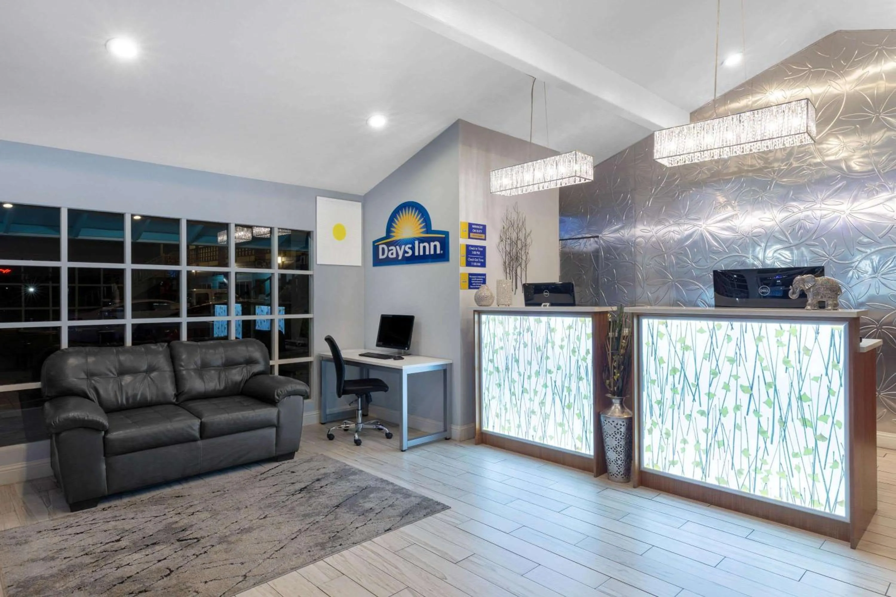 Lobby or reception in Rosewood Inn & Suites