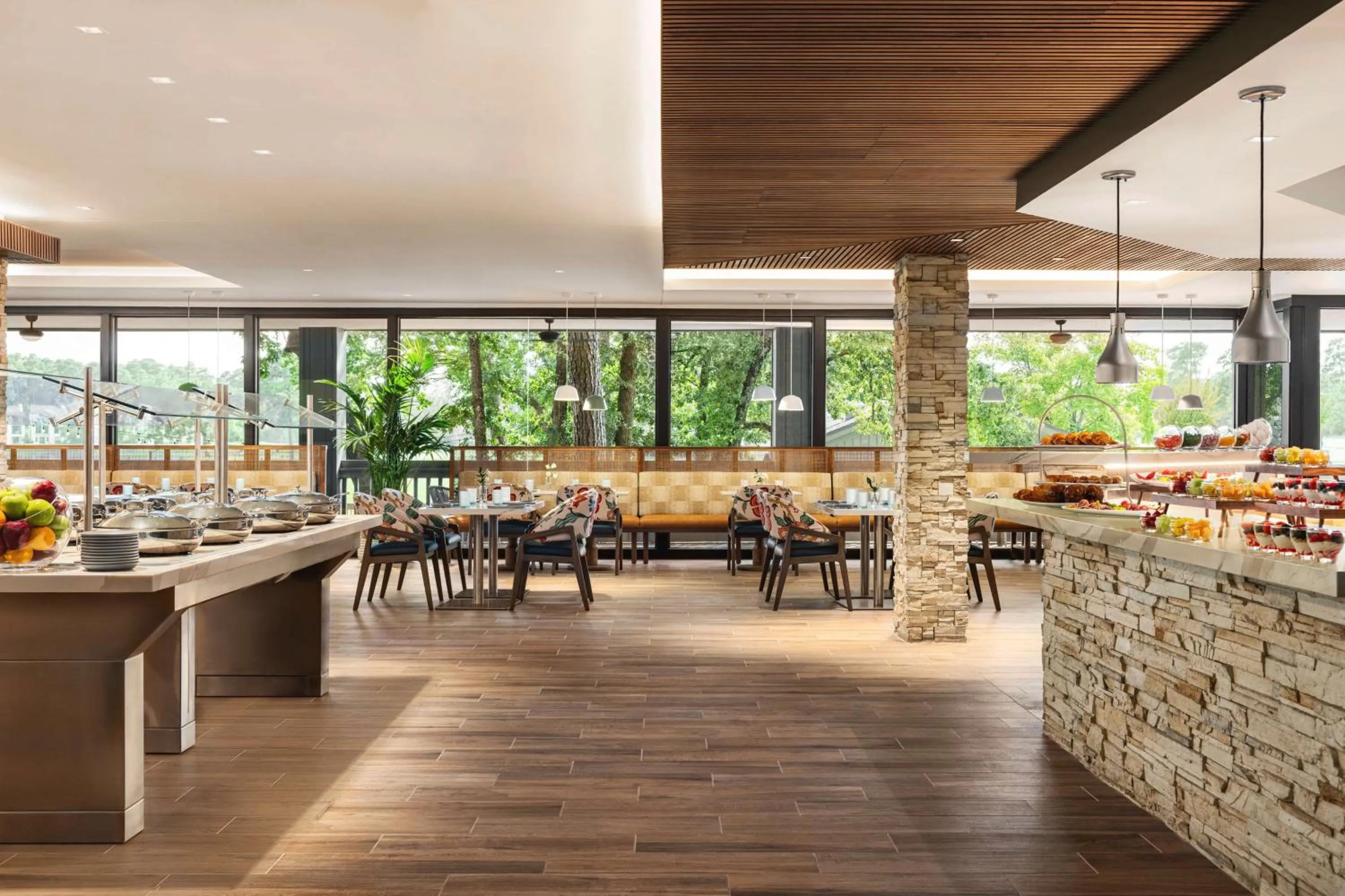 Restaurant/places to eat in The Woodlands Resort, Curio Collection by Hilton