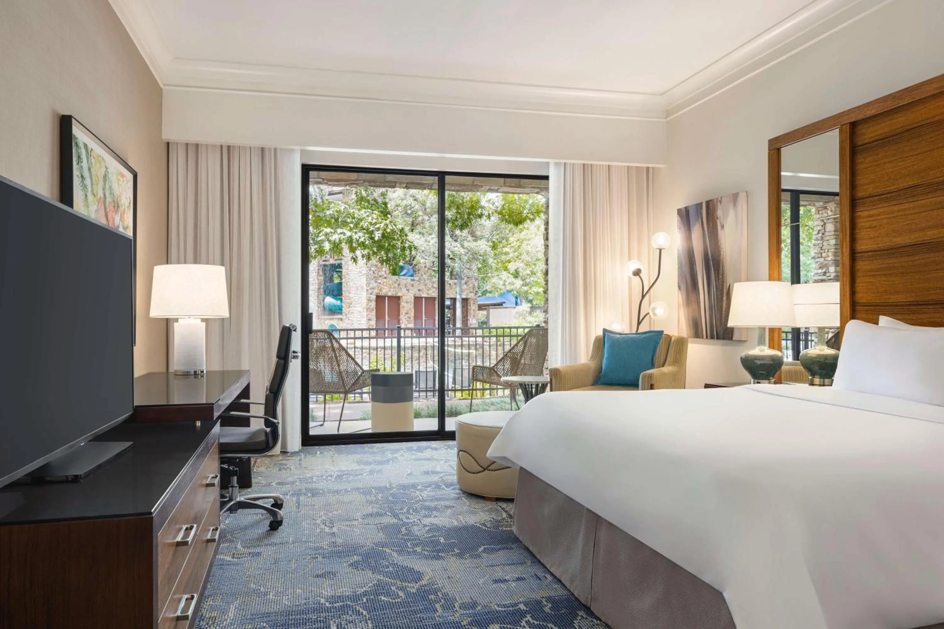 Bedroom, Bed in The Woodlands Resort, Curio Collection by Hilton