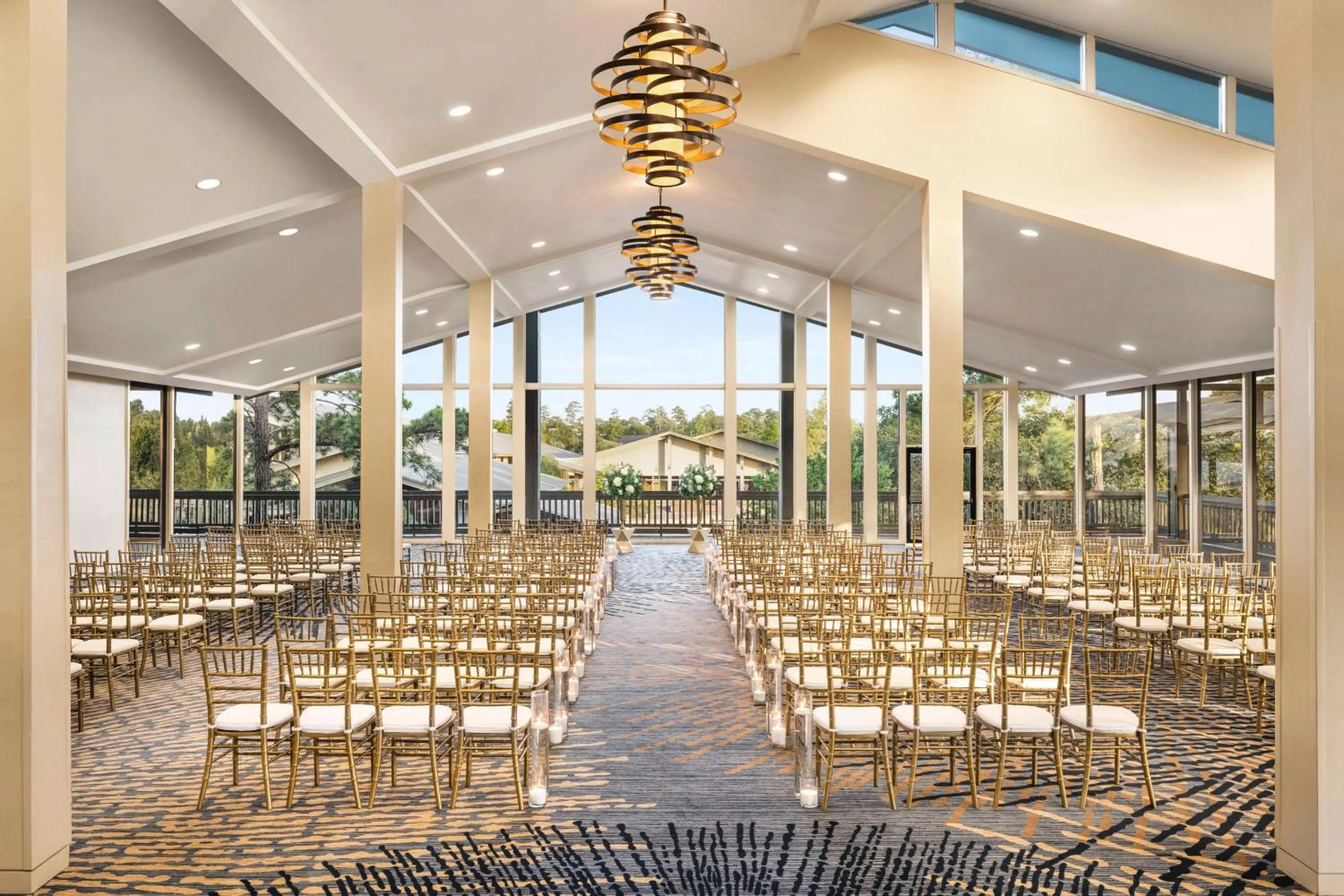 Meeting/conference room in The Woodlands Resort, Curio Collection by Hilton