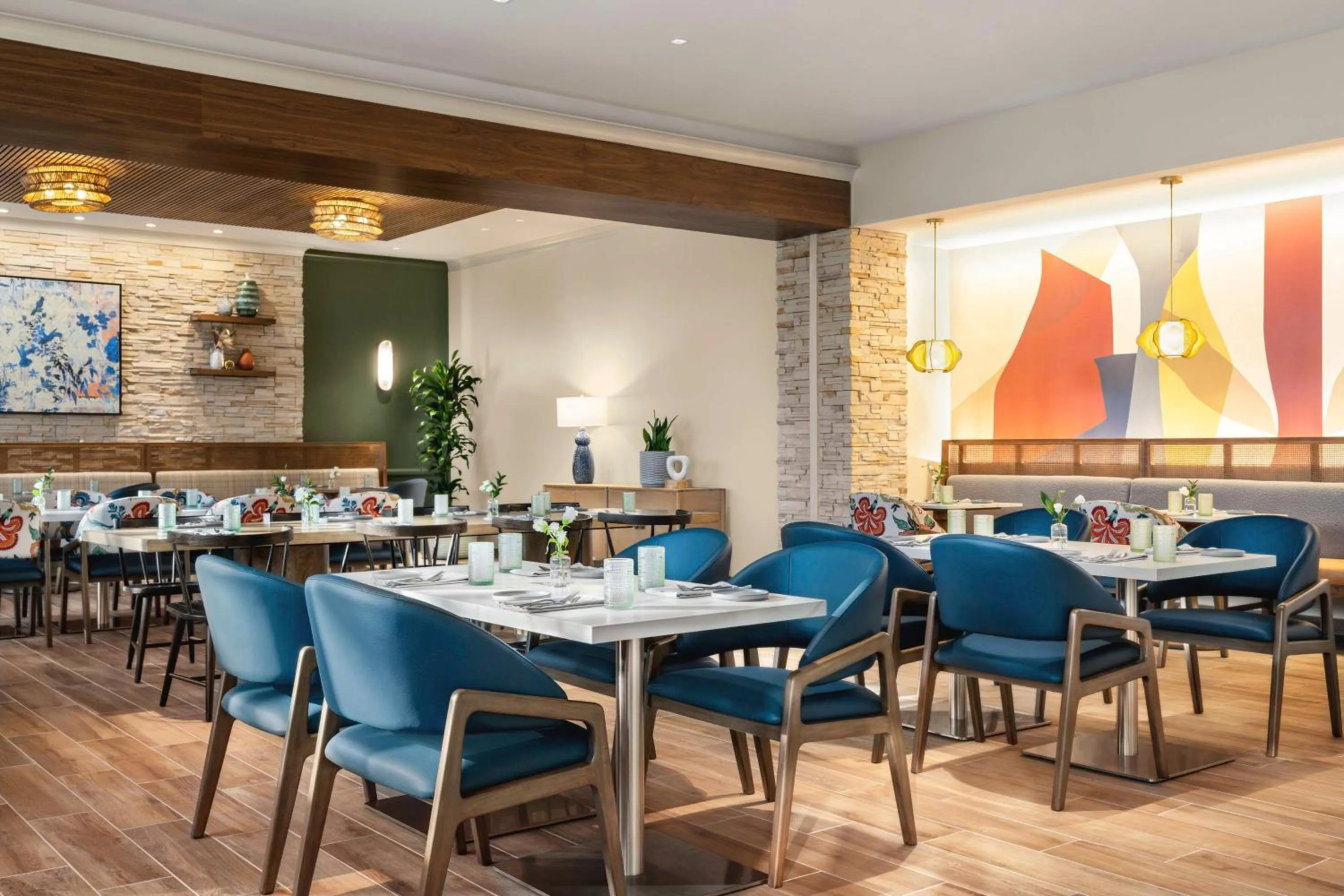 Restaurant/places to eat in The Woodlands Resort, Curio Collection by Hilton