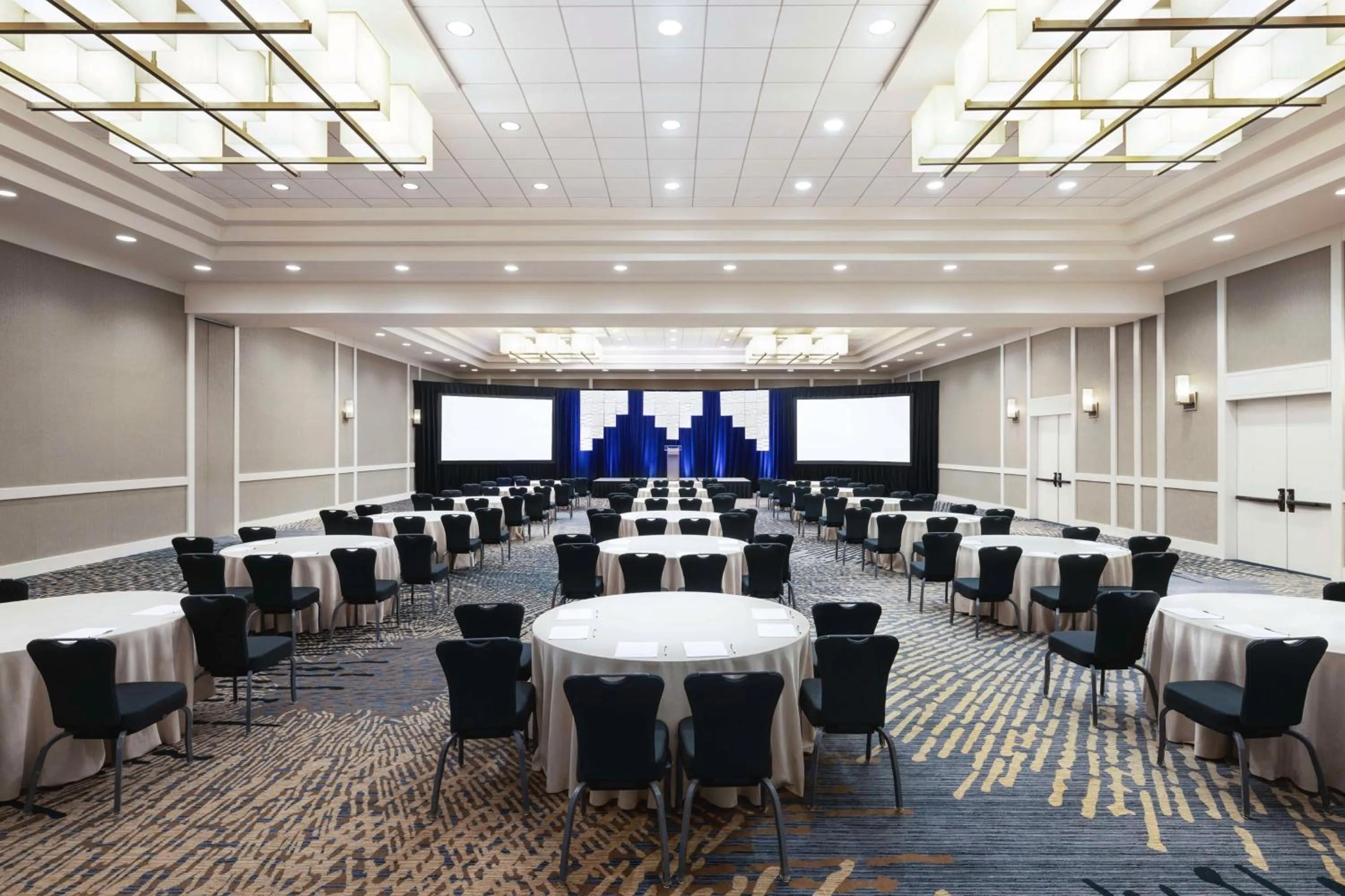 Meeting/conference room in The Woodlands Resort, Curio Collection by Hilton