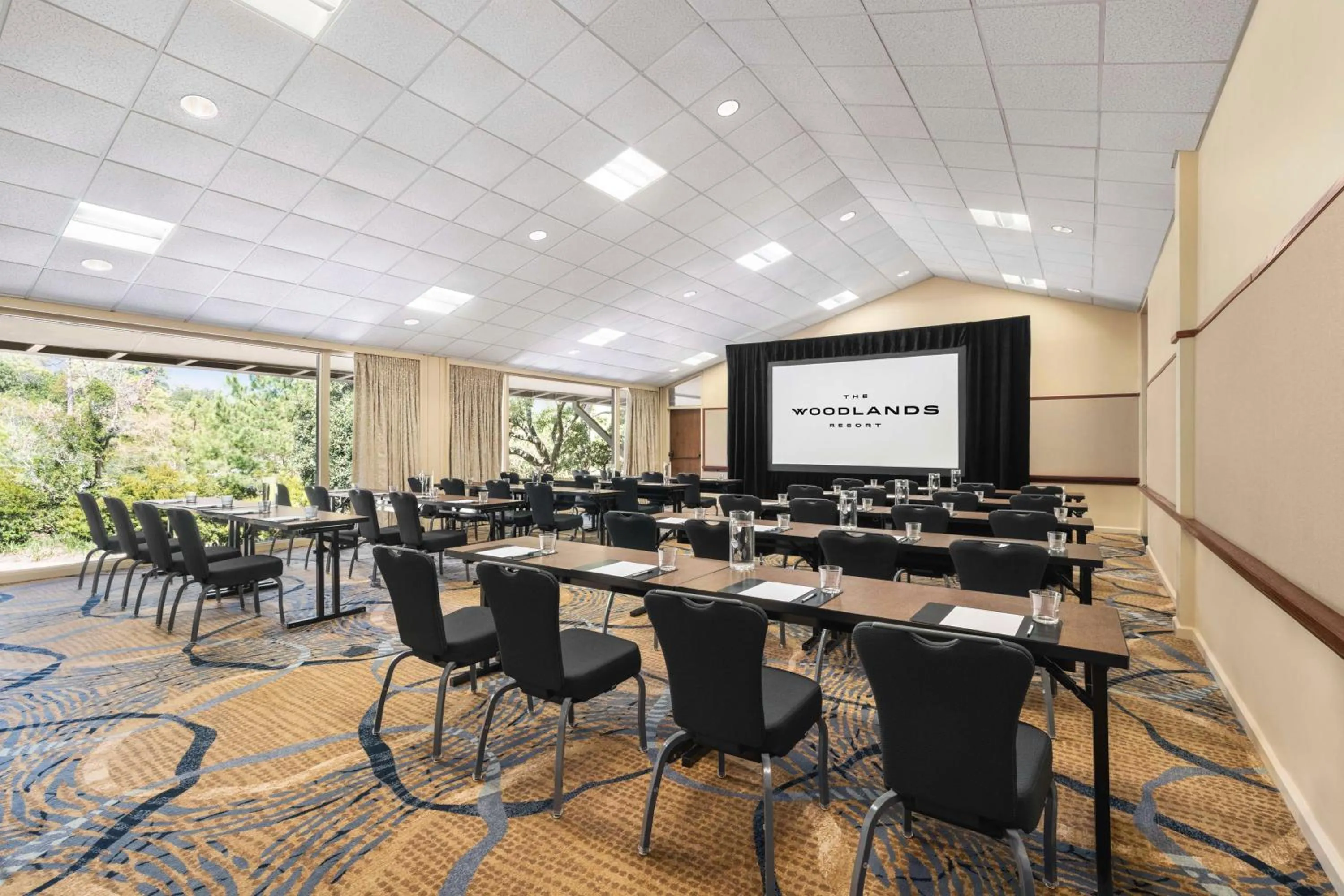 Meeting/conference room in The Woodlands Resort, Curio Collection by Hilton