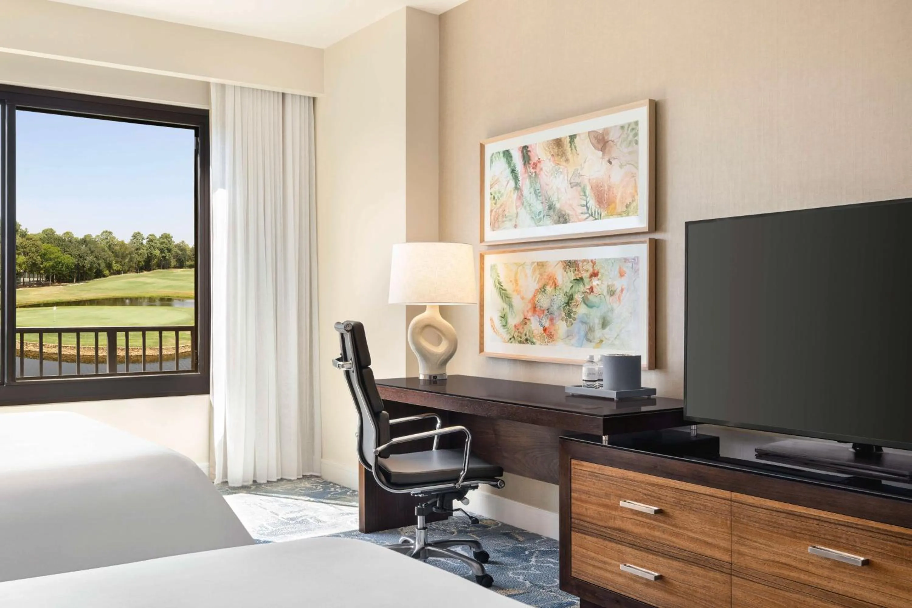 Bedroom, Bed in The Woodlands Resort, Curio Collection by Hilton