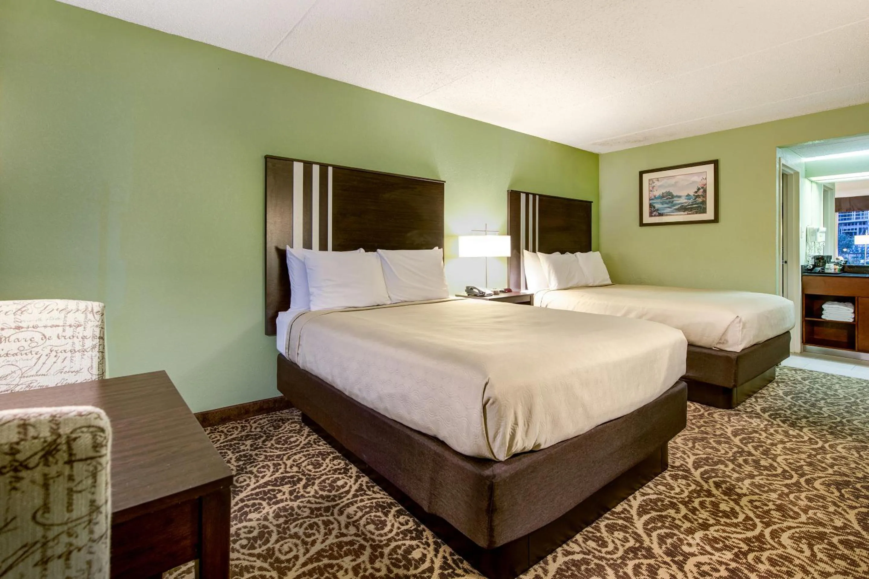 Bedroom, Bed in Glenstone Lodge