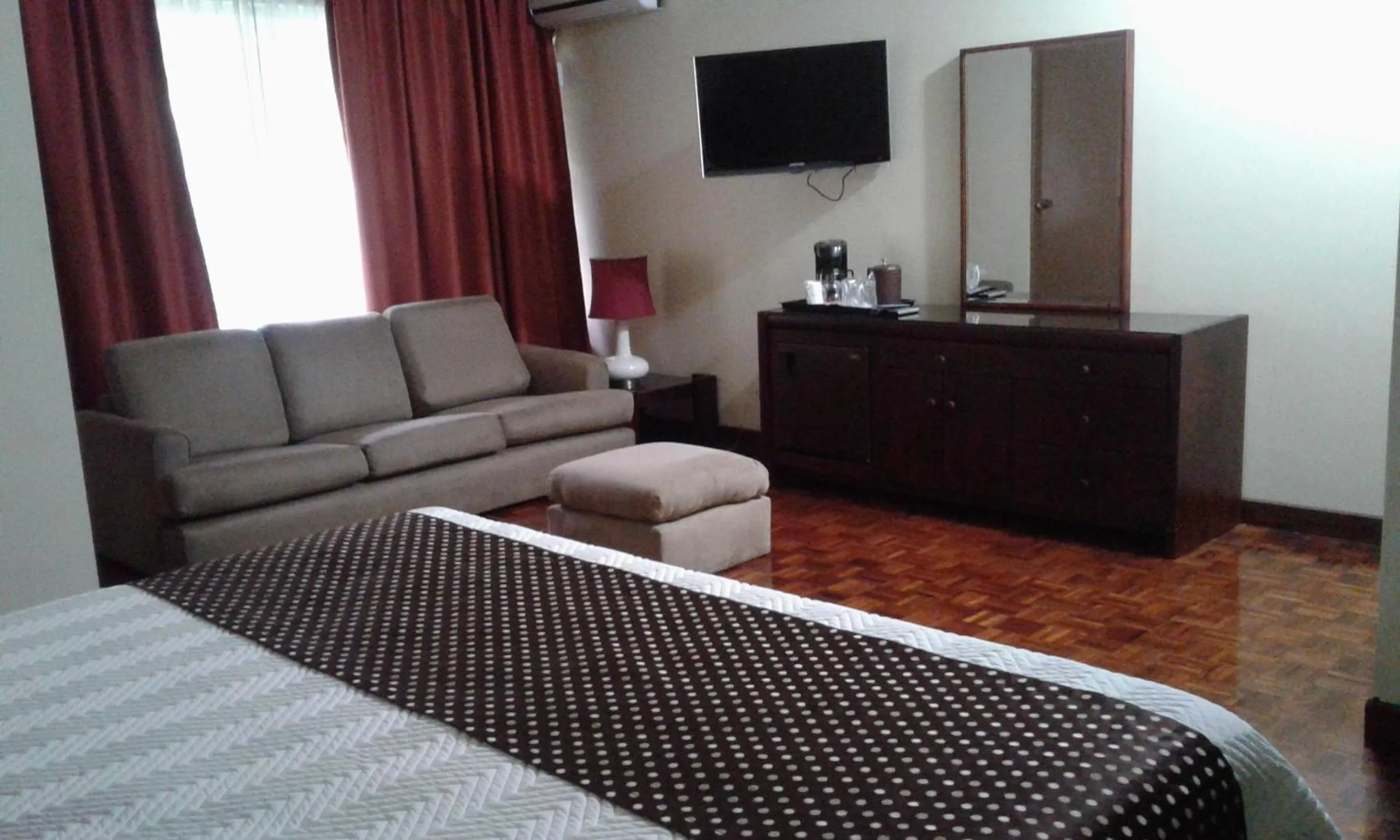 Bed in Hotel Villa Tournon