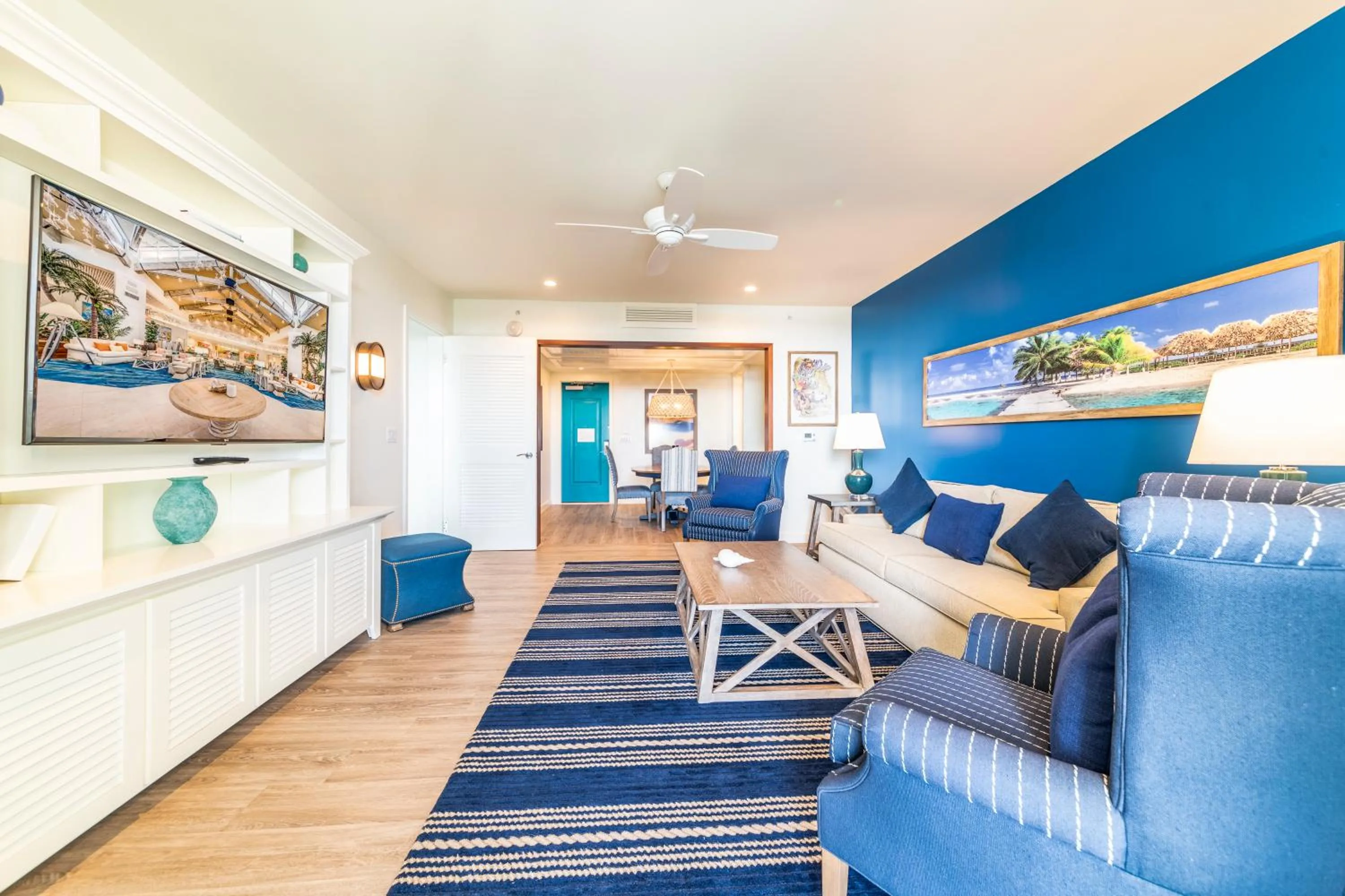 Living room in Margaritaville Resort Orlando with H2O Waterpark