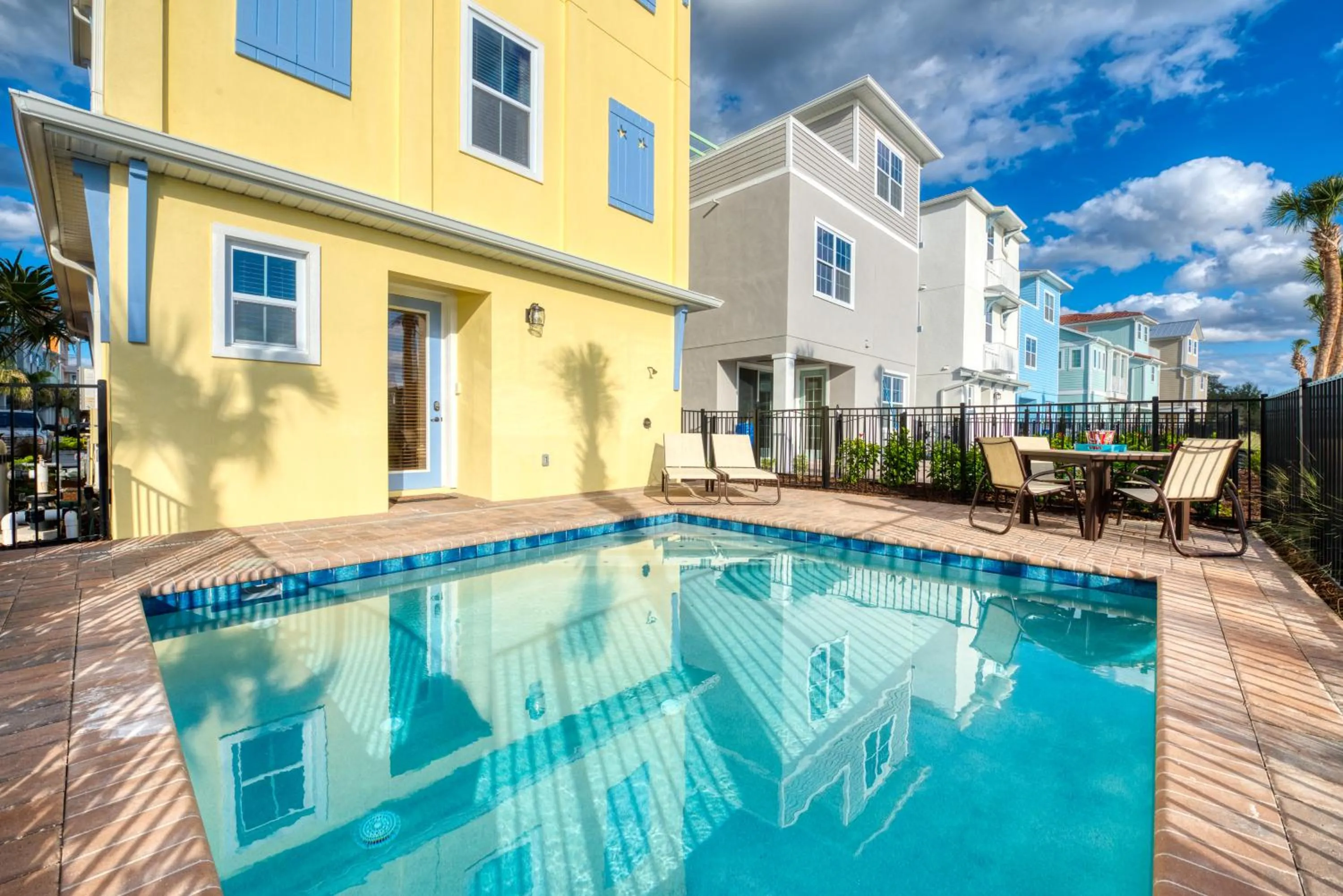 Four Bedroom Superior Cottage in Margaritaville Resort Orlando with H2O Waterpark