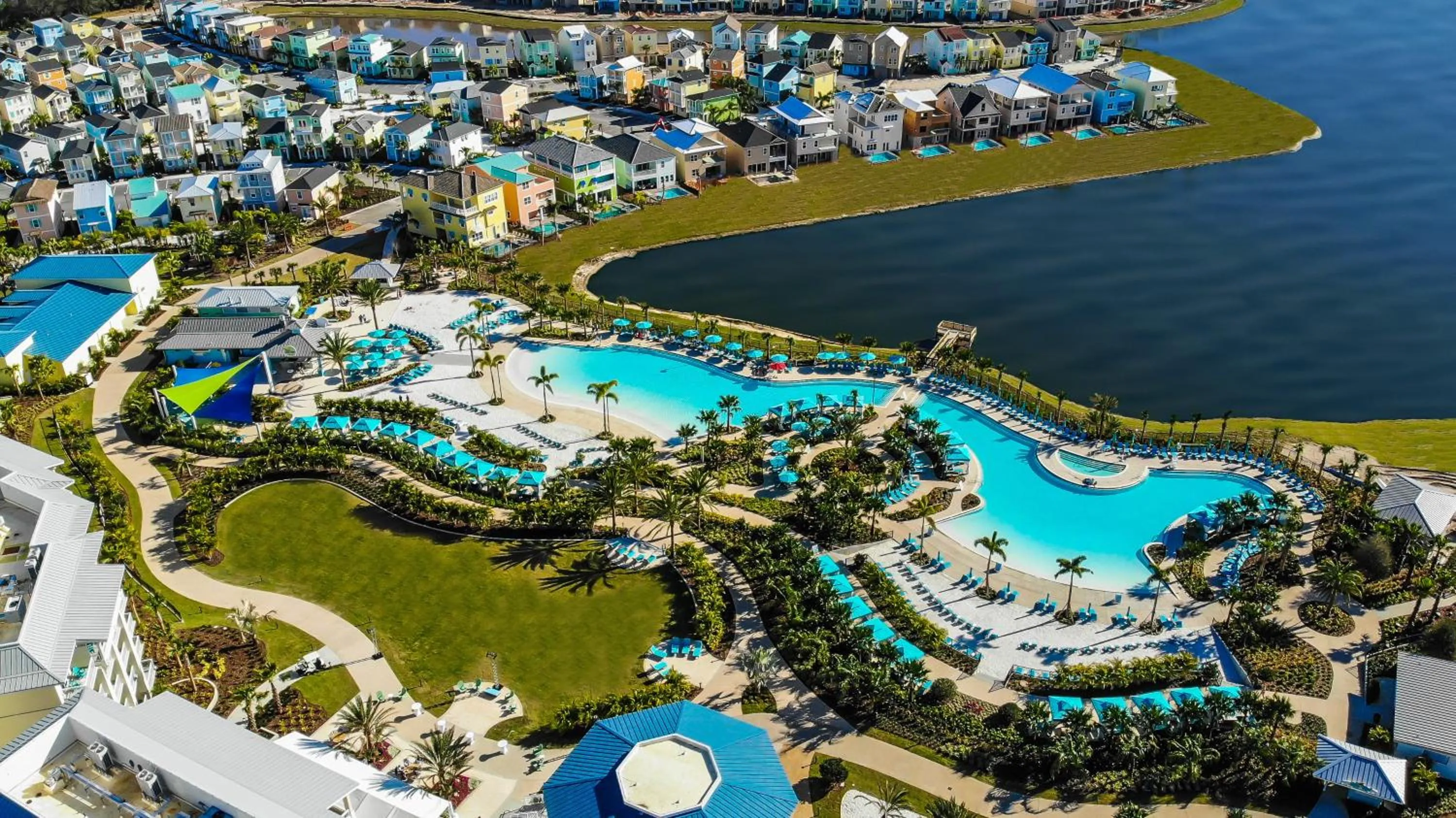 Bird's eye view in Margaritaville Resort Orlando with H2O Waterpark