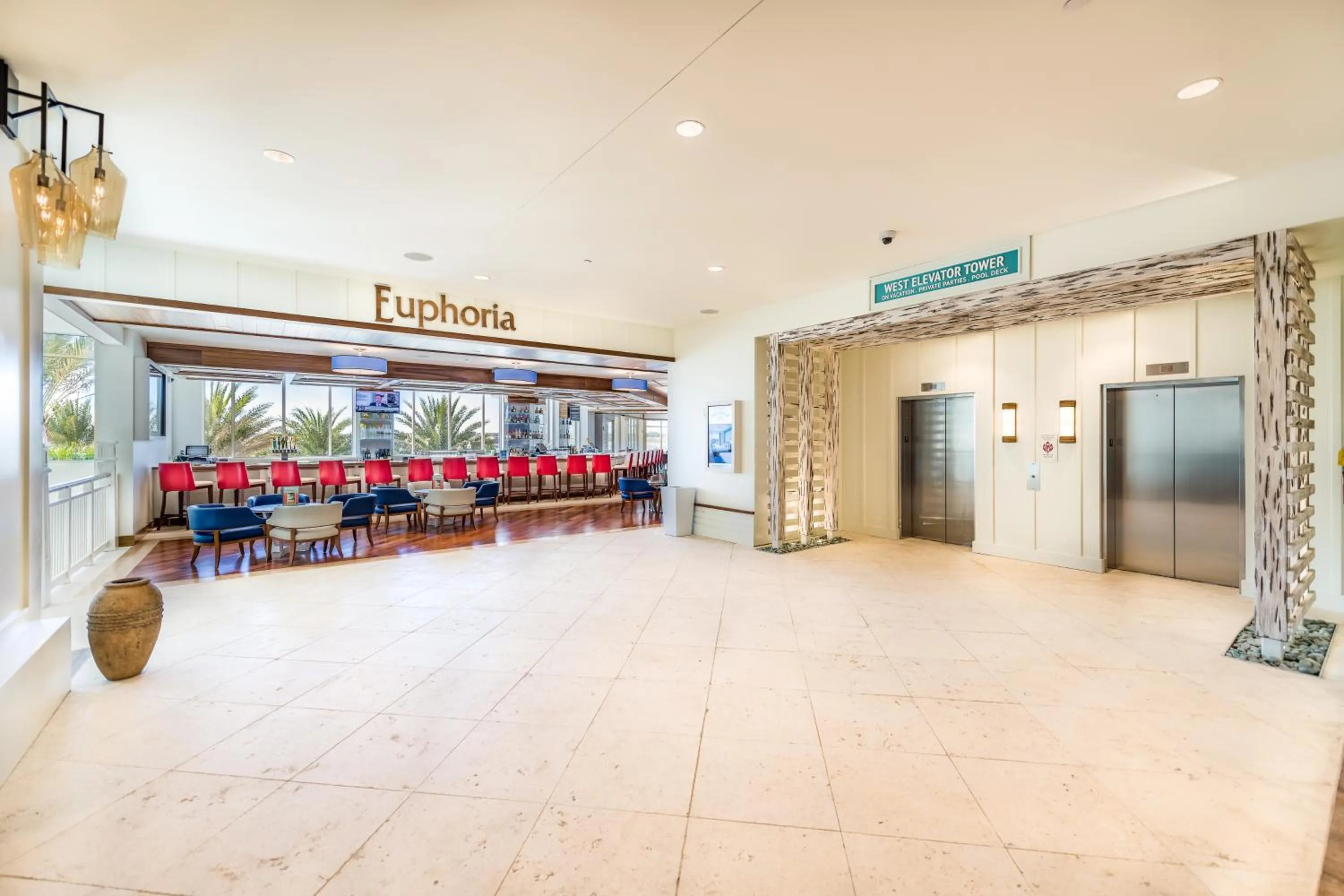 Restaurant/places to eat in Margaritaville Resort Orlando with H2O Waterpark