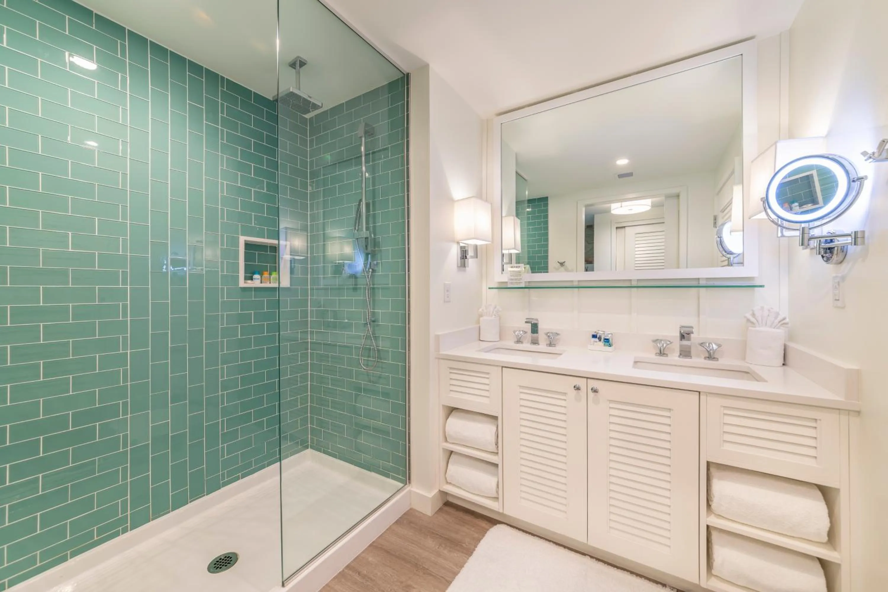 Shower in Margaritaville Resort Orlando with H2O Waterpark