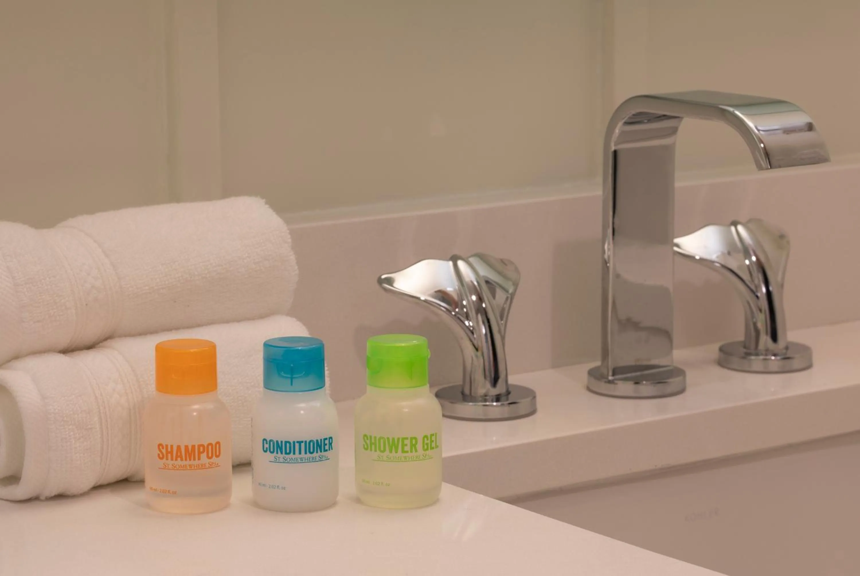 Bathroom in Margaritaville Resort Orlando with H2O Waterpark