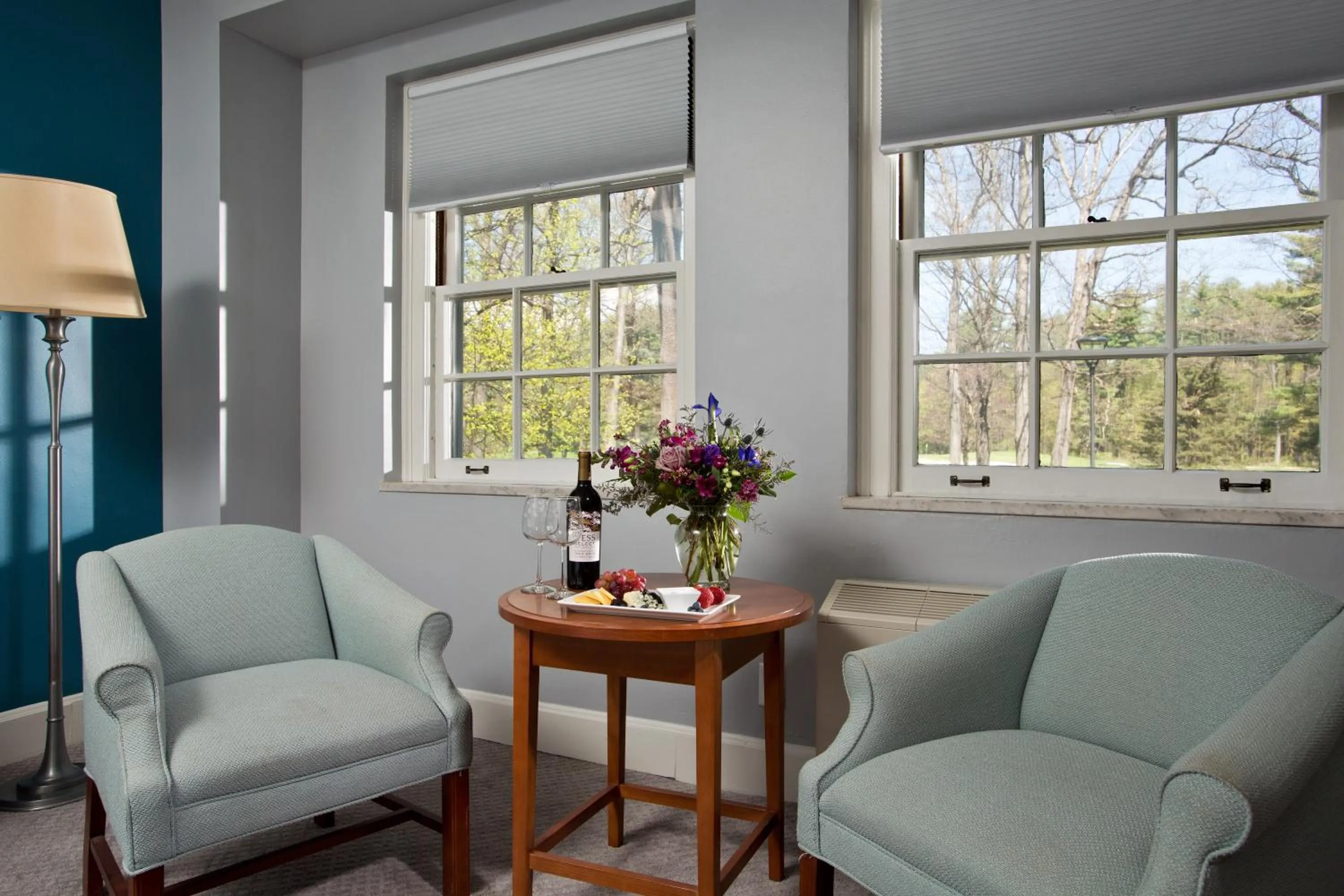 Seating area in Gideon Putnam Resort & Spa