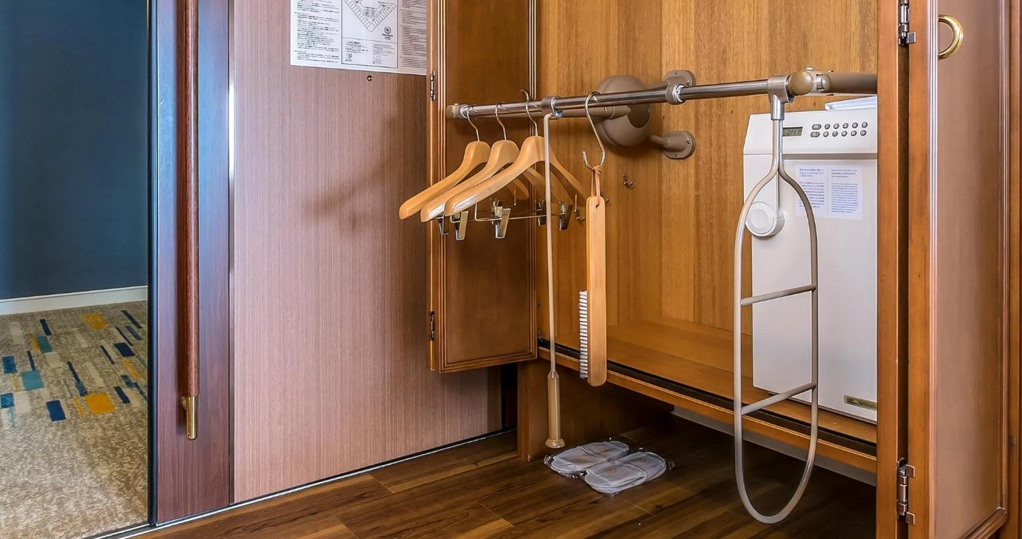 Phoenix Seagaia Ocean Tower