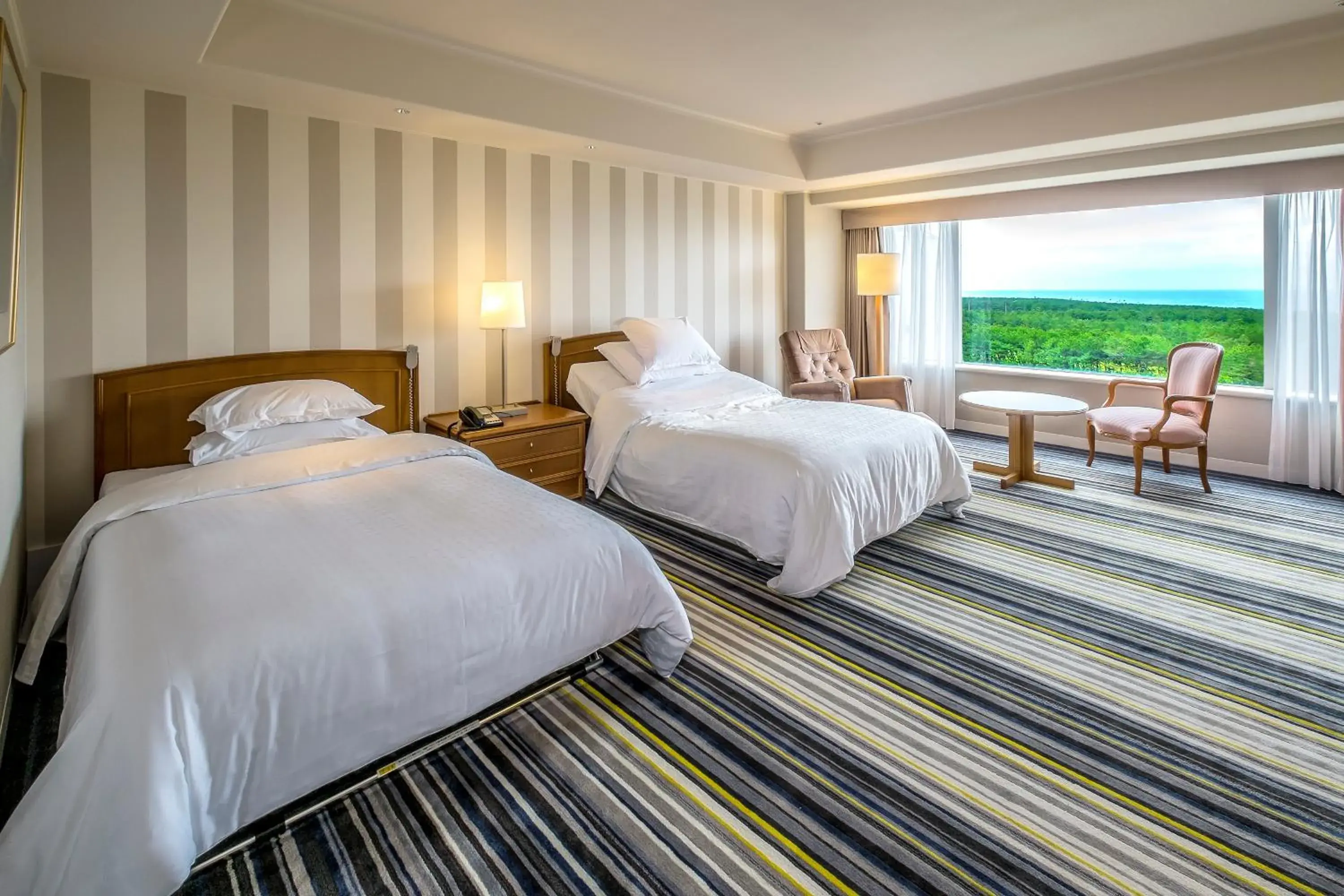 Accesible Room - single occupancy - Non-Smoking in Sheraton Grande Ocean Resort Accesible Room - single occupancy - Non-Smoking in Sheraton Grande Ocean Resort