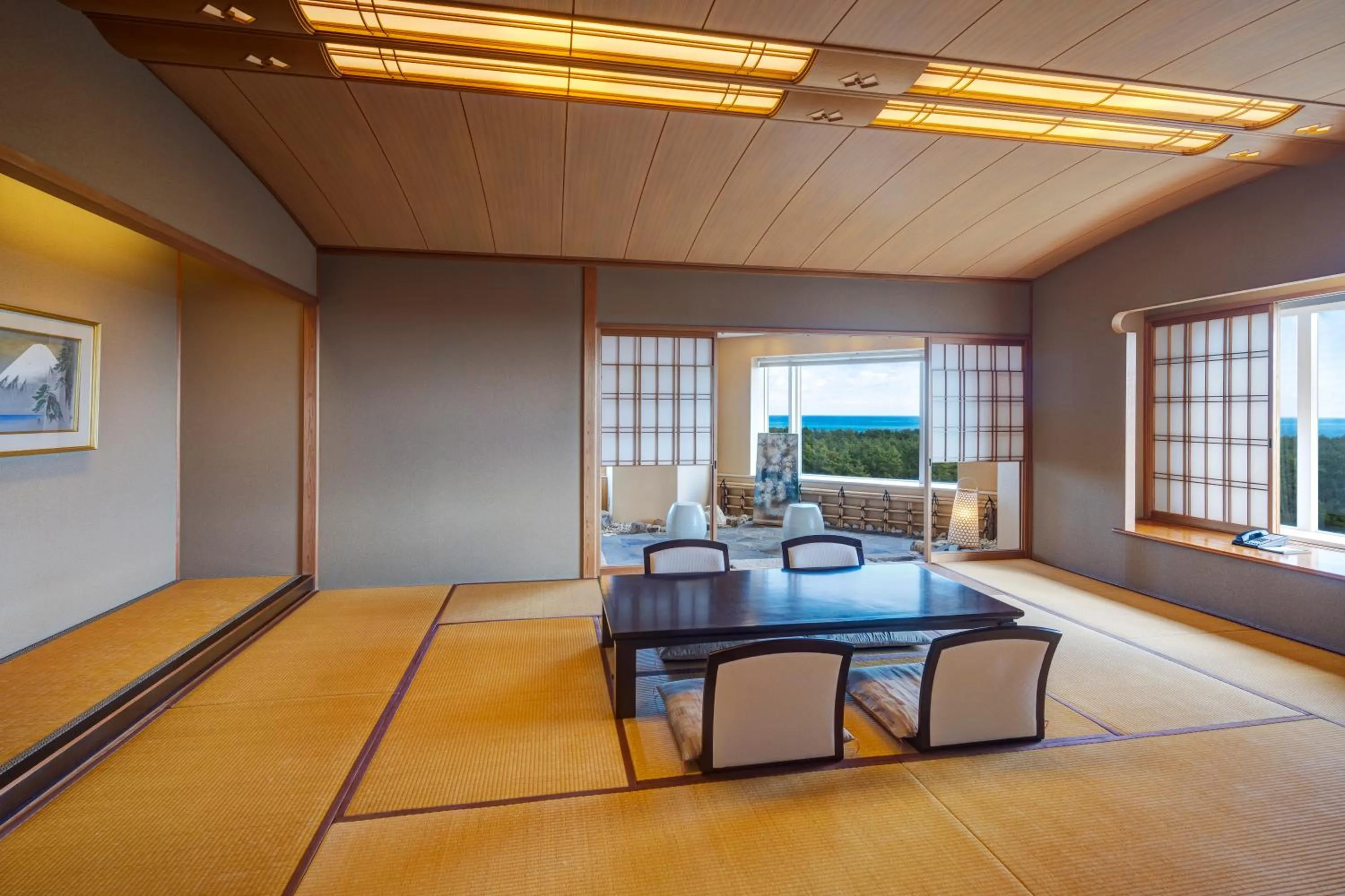 Phoenix Seagaia Ocean Tower