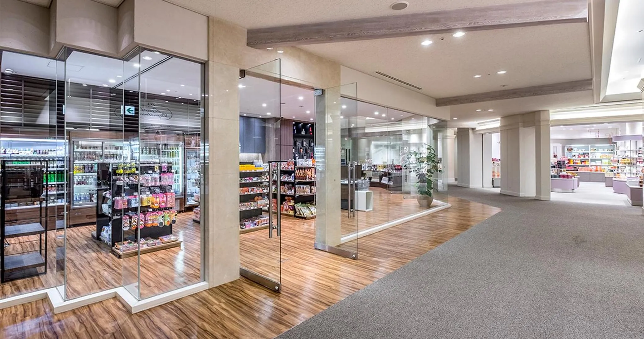 Phoenix Seagaia Ocean Tower