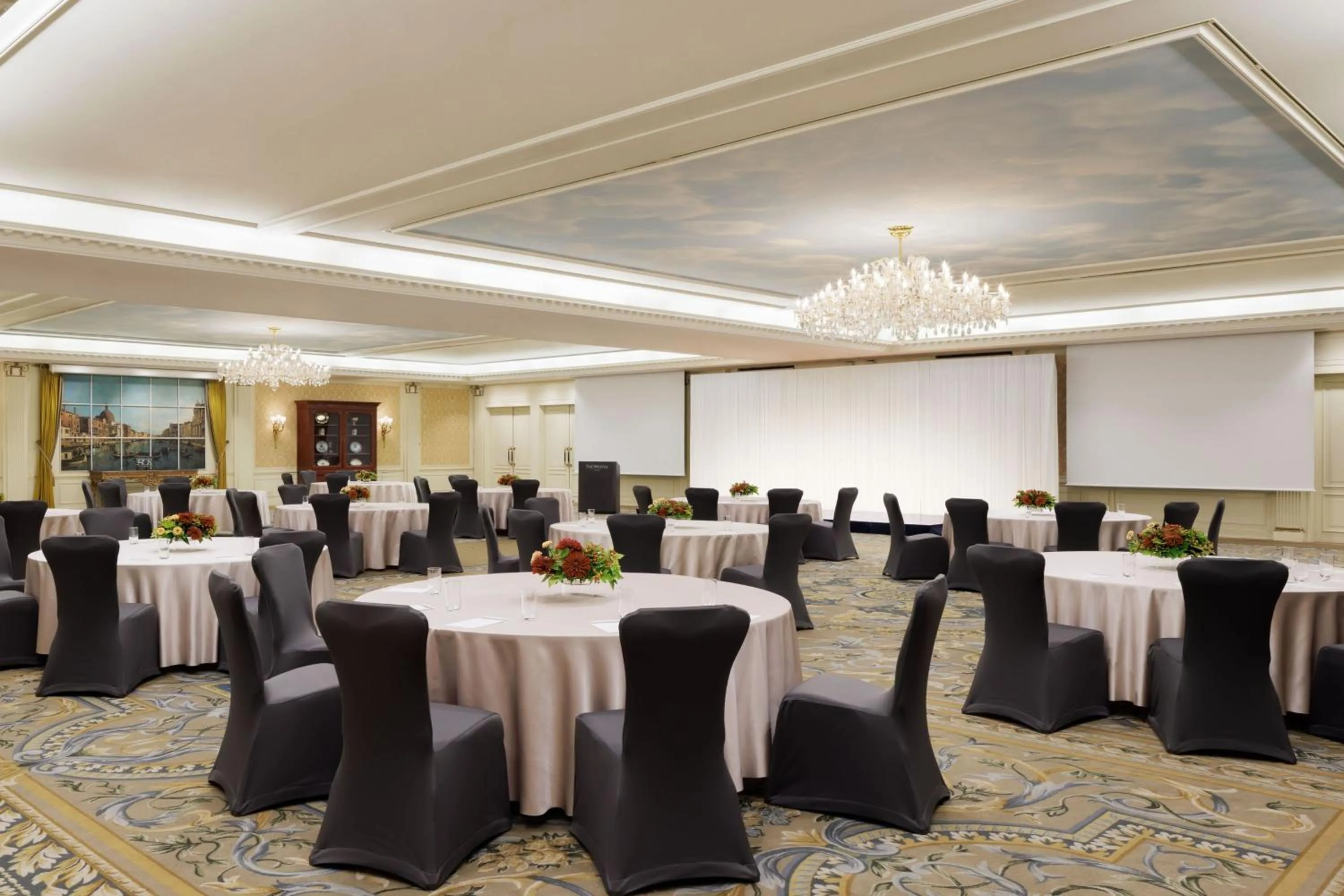 Meeting/conference room in The Westin Tokyo