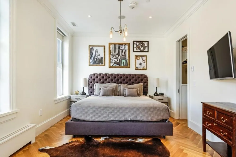 Bedroom, Bed in Independence Square 203, Stunning Suite w/ Great Views of Downtown Aspen