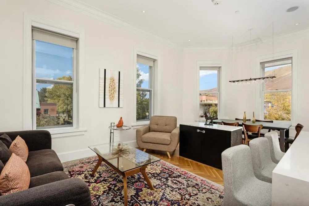 Living room in Independence Square 203, Stunning Suite w/ Great Views of Downtown Aspen