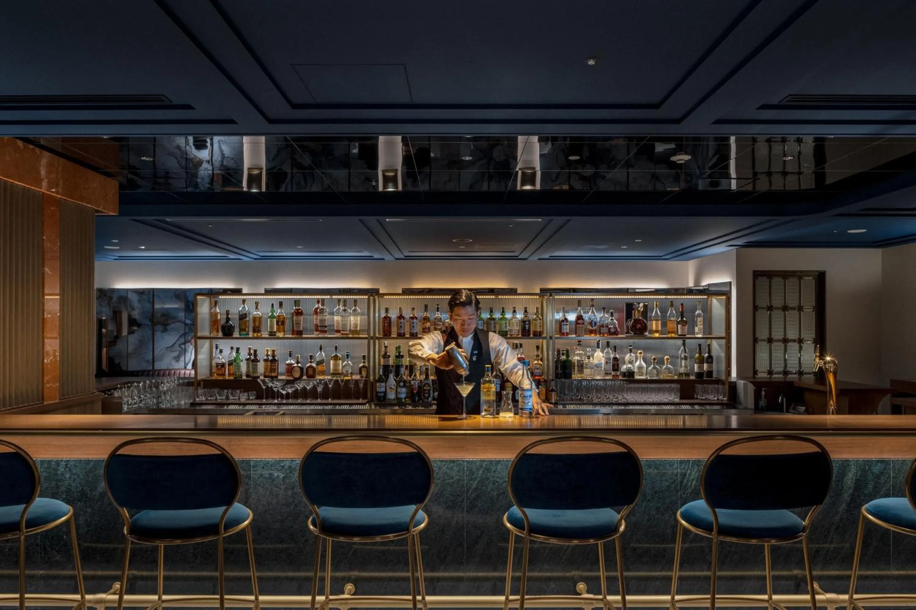 Lounge or bar in The Westin Miyako Kyoto