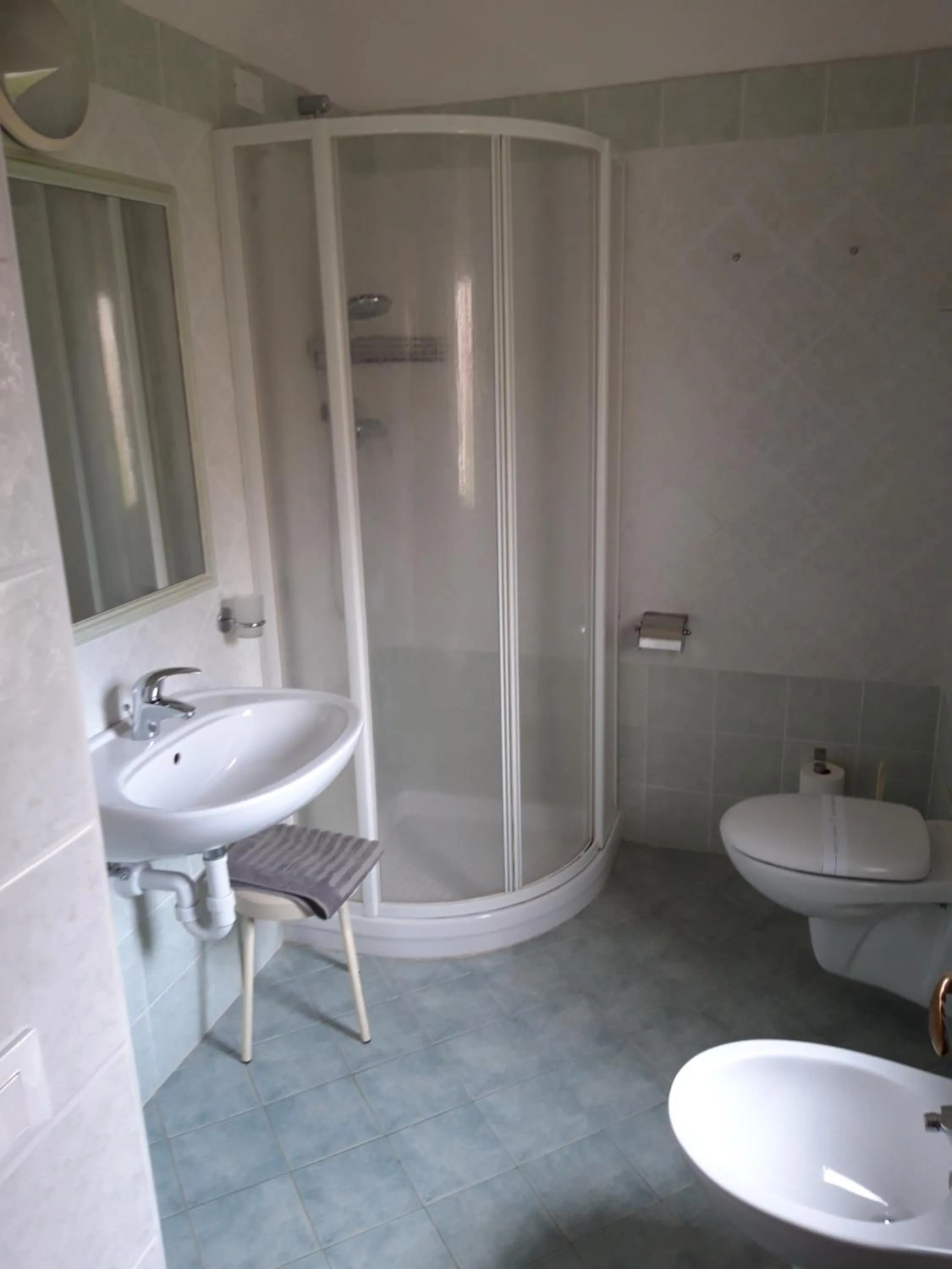 Toilet in Hotel Mariani