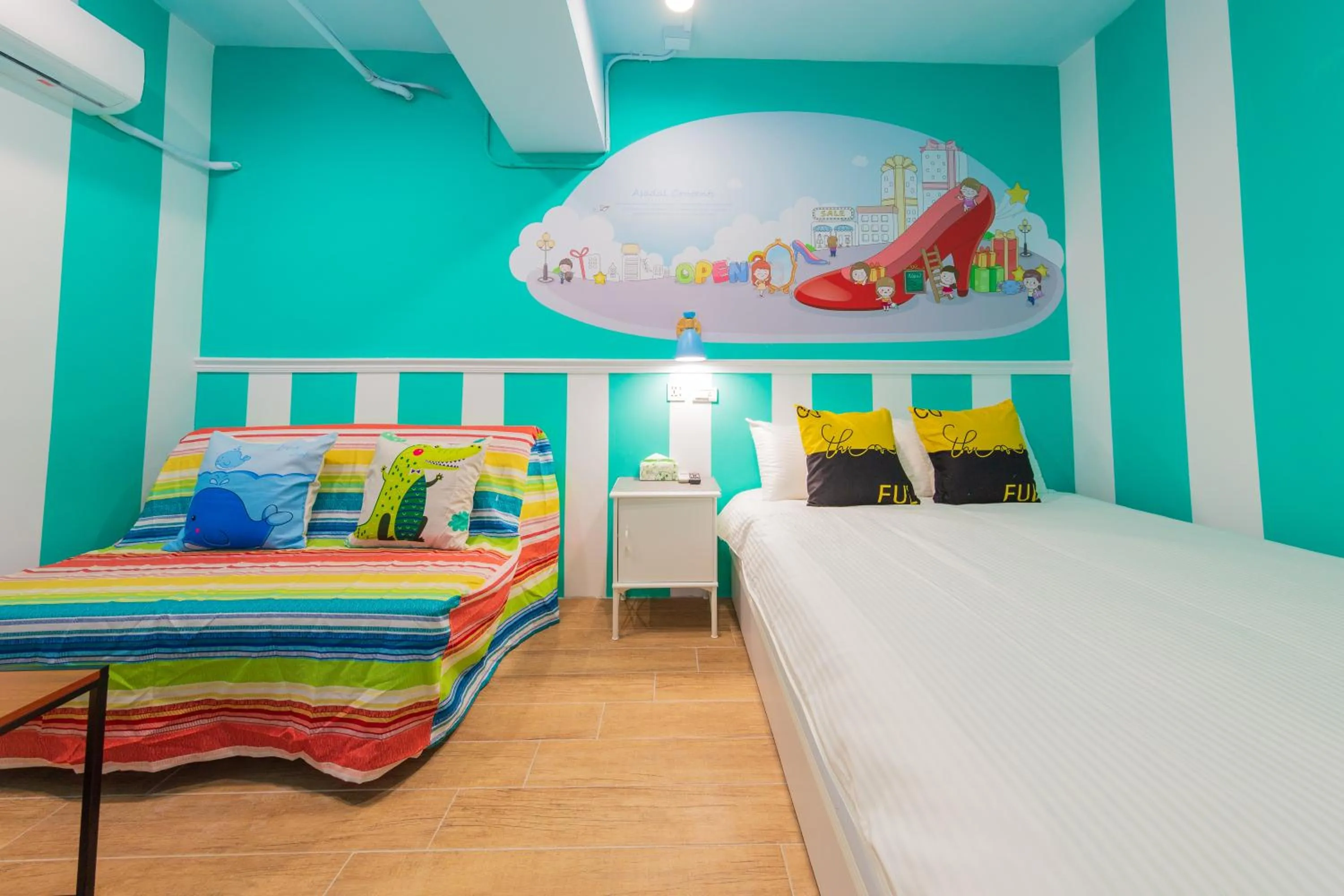 Bed in Kaohsiung I Hi Hotel