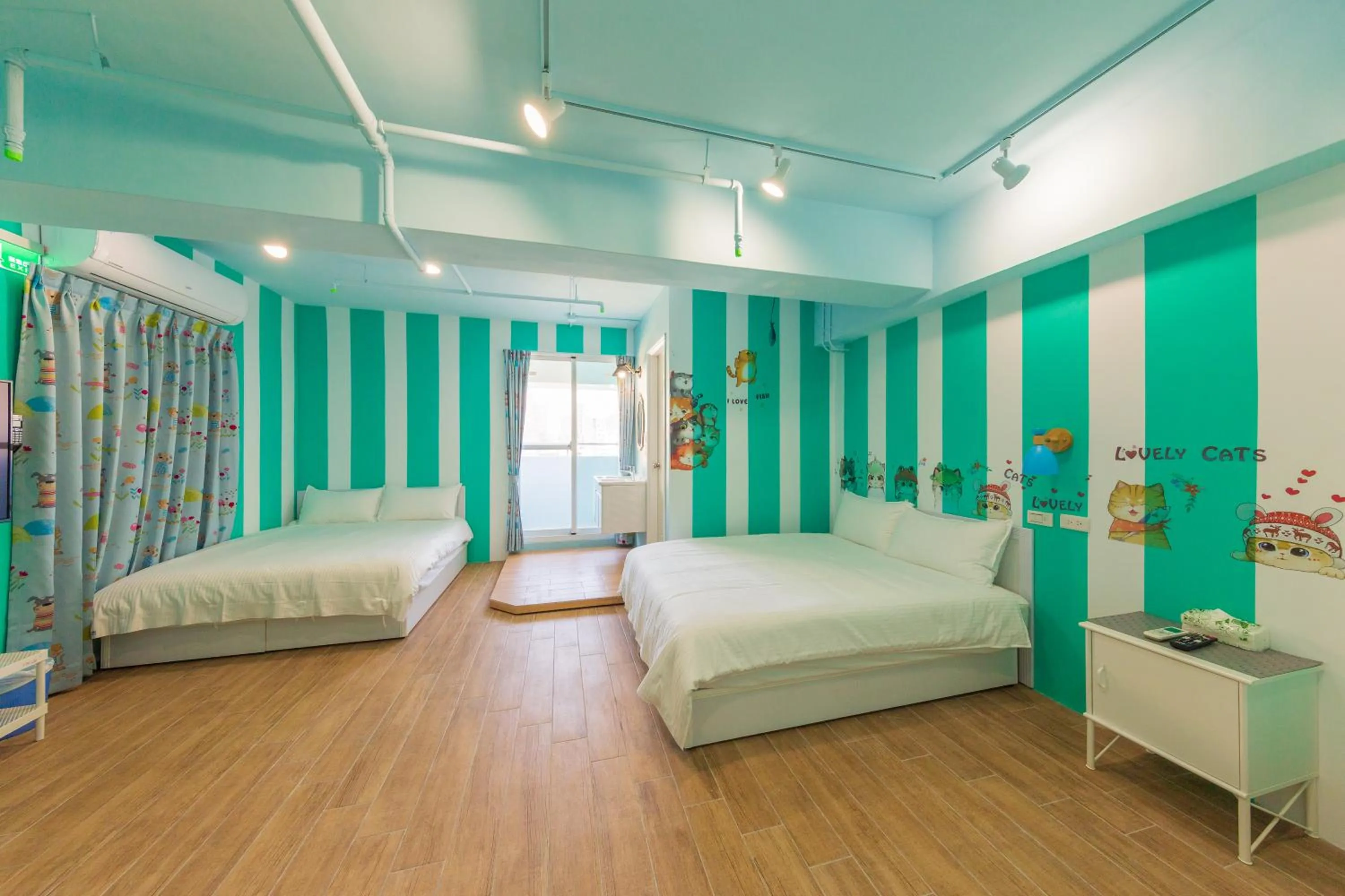 Bed in Kaohsiung I Hi Hotel