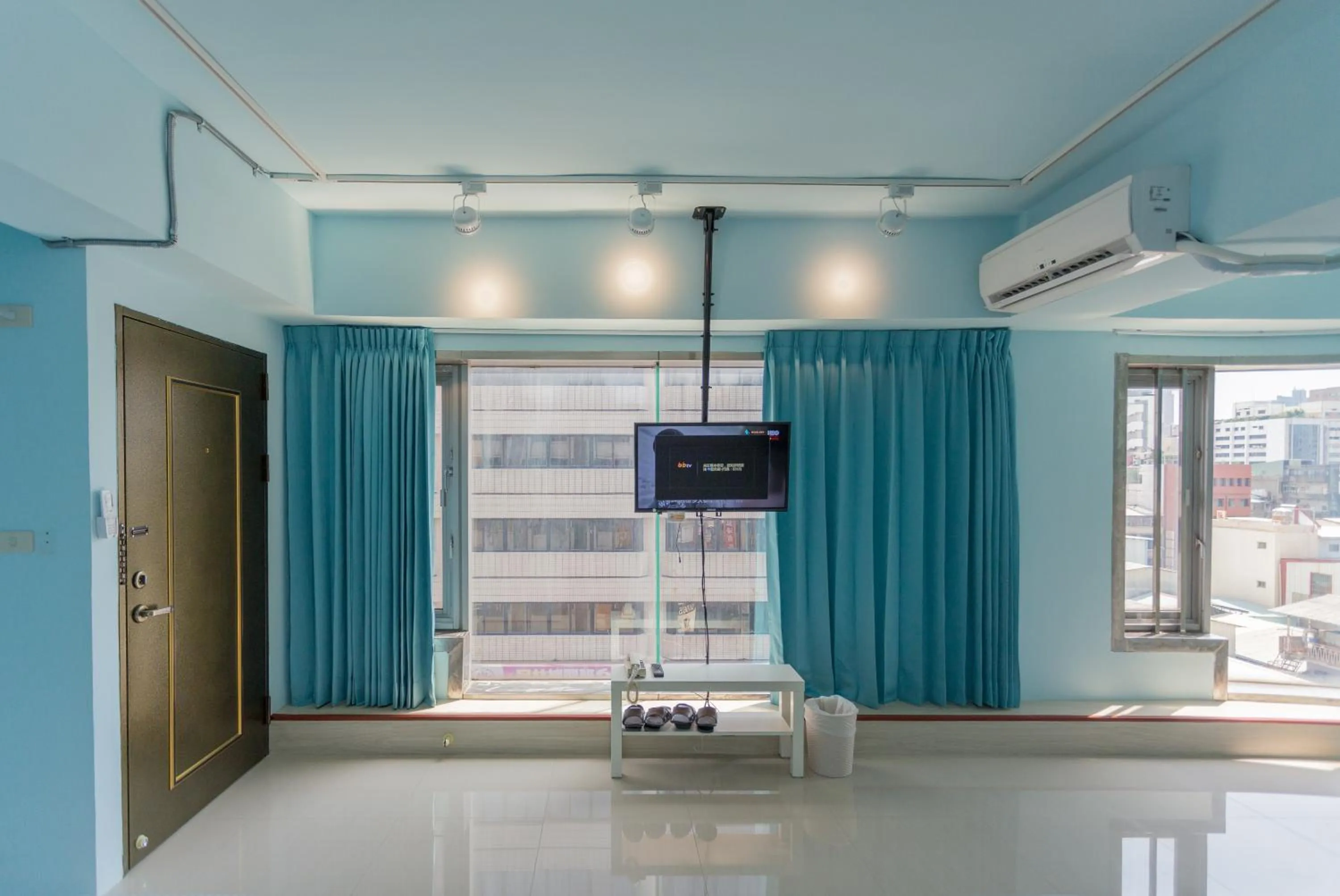 TV and multimedia in Kaohsiung I Hi Hotel