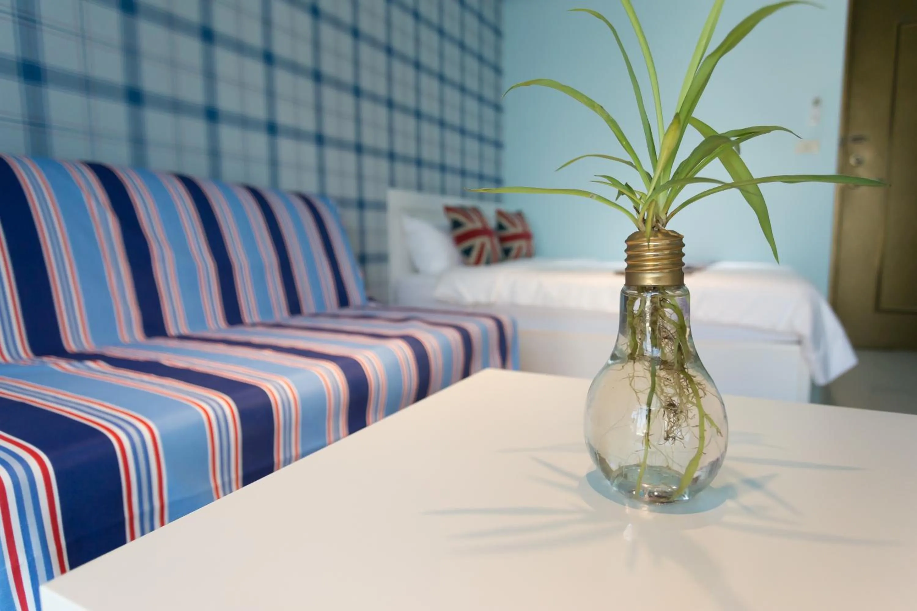 Bed, Seating Area in Kaohsiung I Hi Hotel