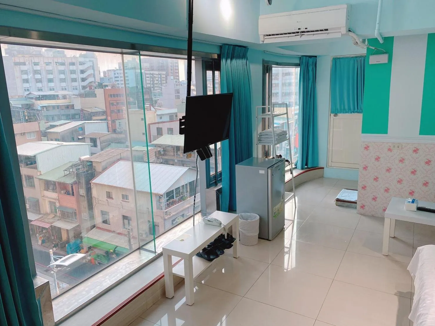 Communal lounge/ TV room in Kaohsiung I Hi Hotel