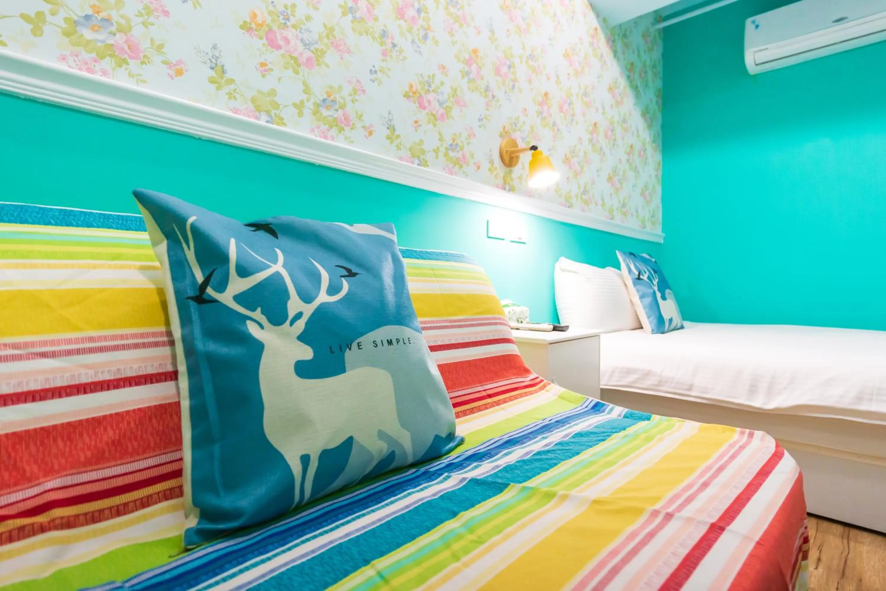 Bed in Kaohsiung I Hi Hotel