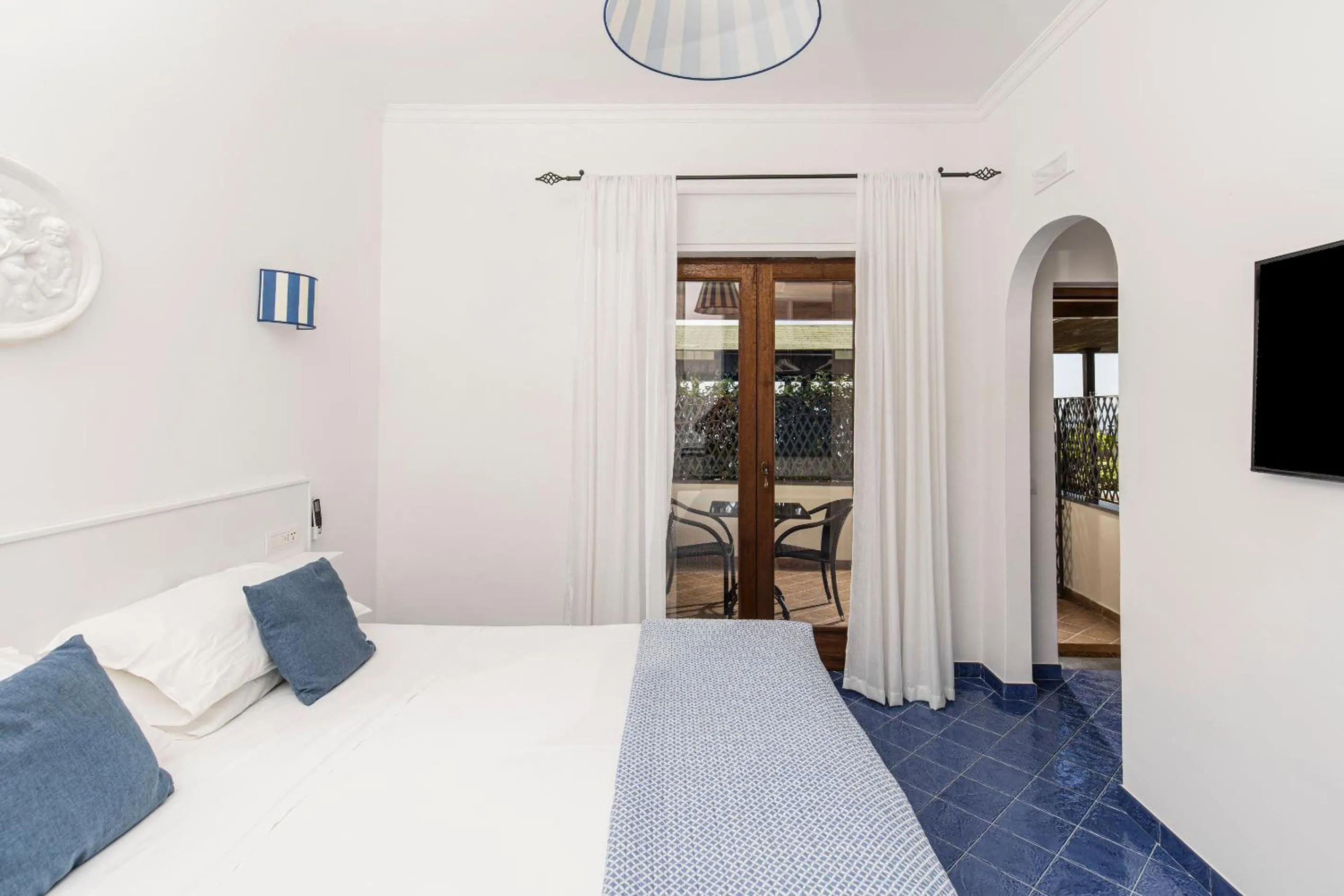 Bed in Monte Solaro Bed & Breakfast