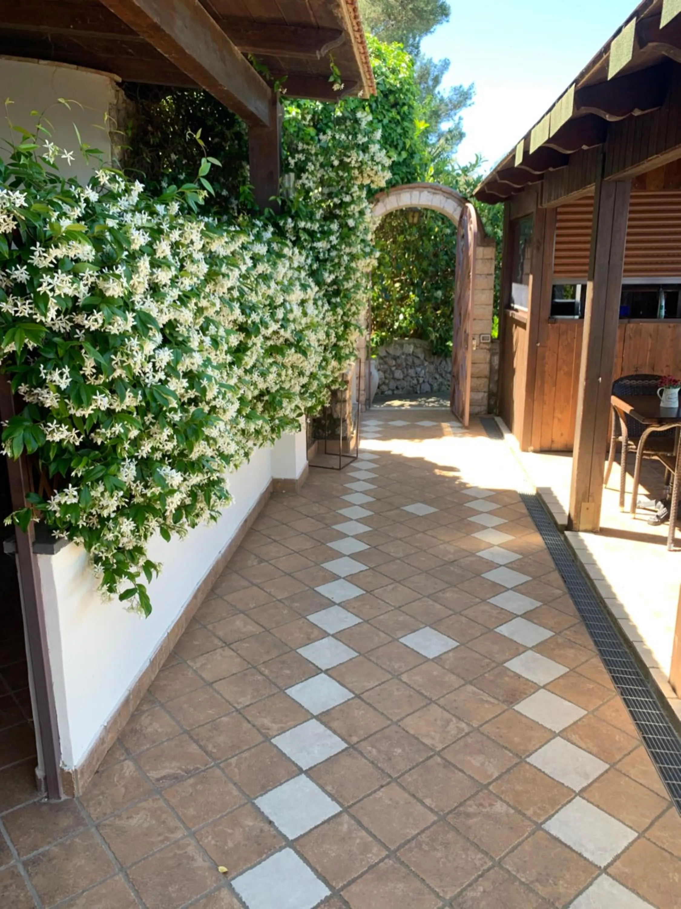 Property building in Monte Solaro Bed & Breakfast