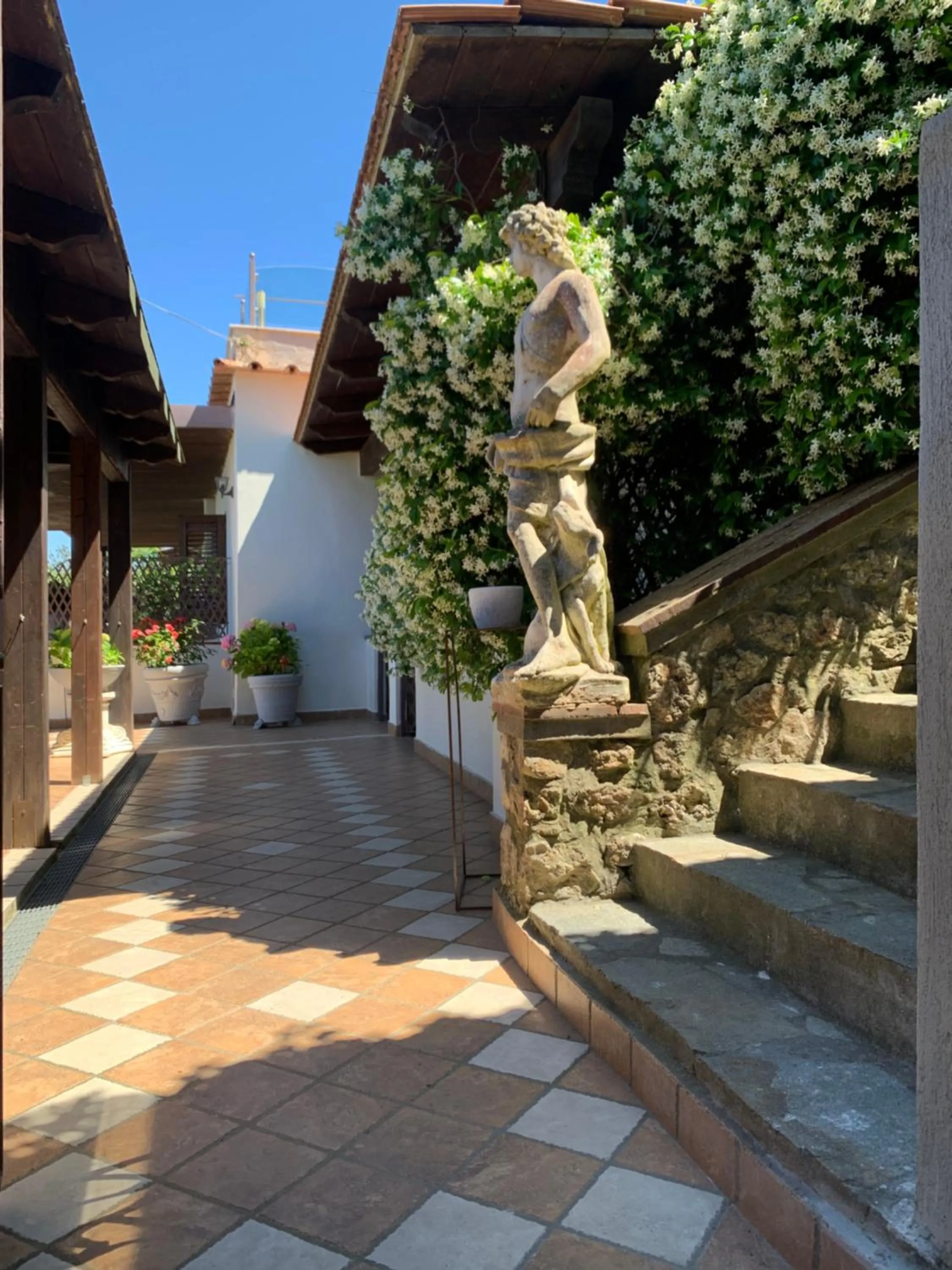 Property building in Monte Solaro Bed & Breakfast