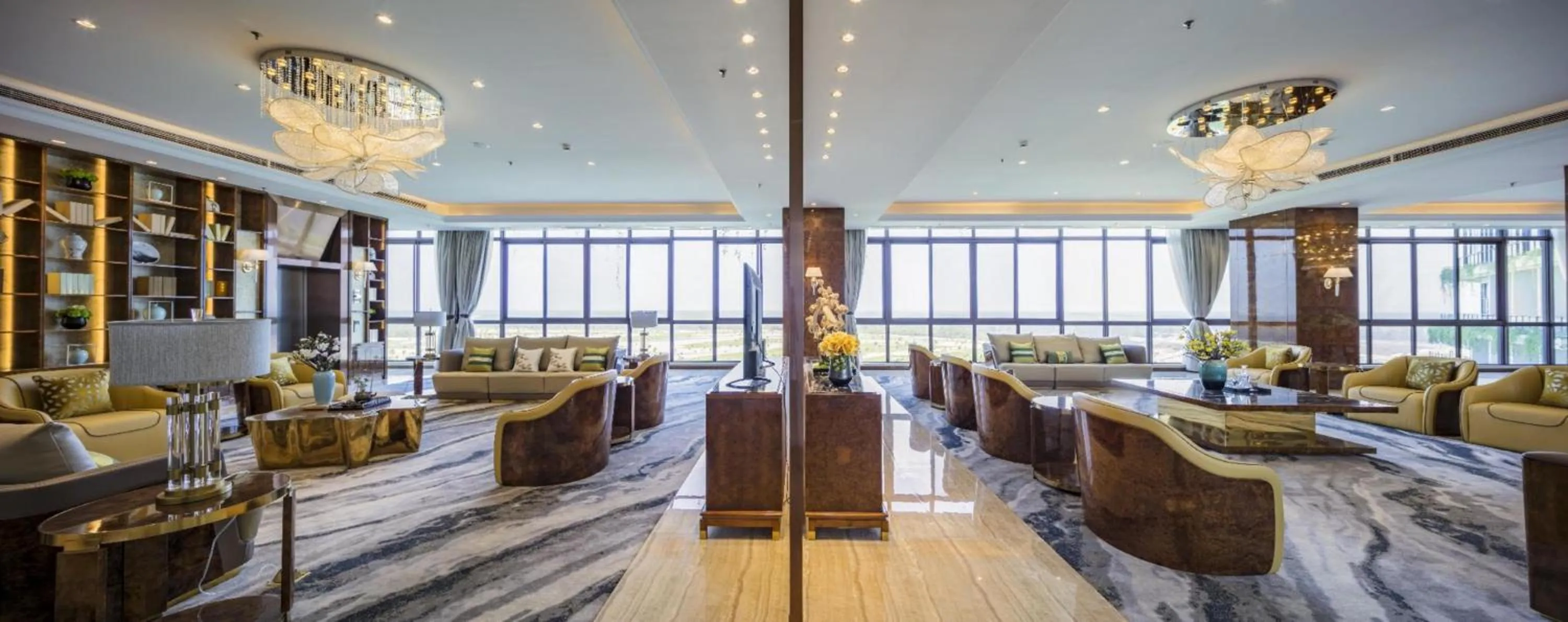 Lounge or bar in Forest City Golf Hotel