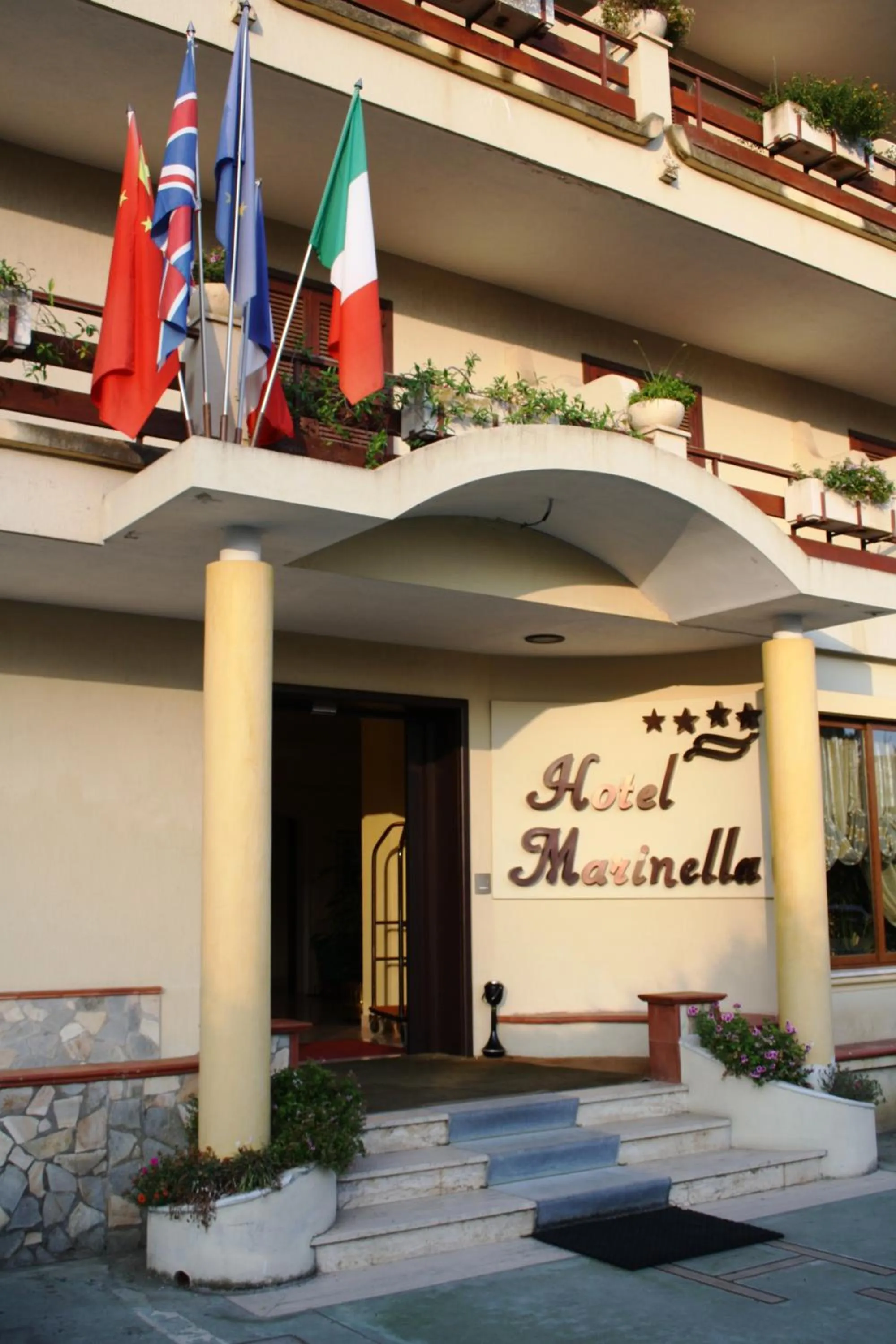 Facade/entrance in Hotel Marinella