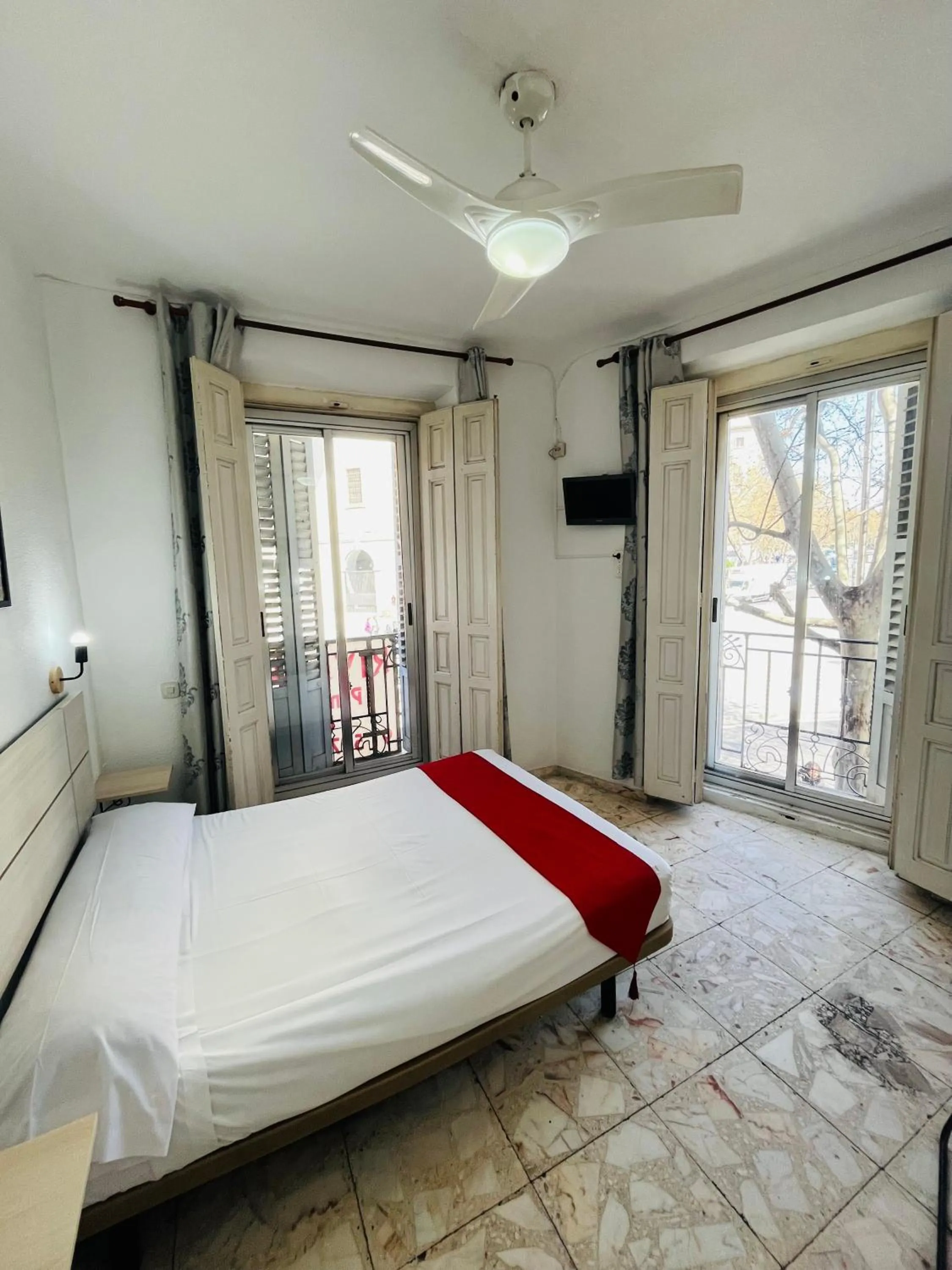 Photo of the whole room, Bed in Pensión Rivera