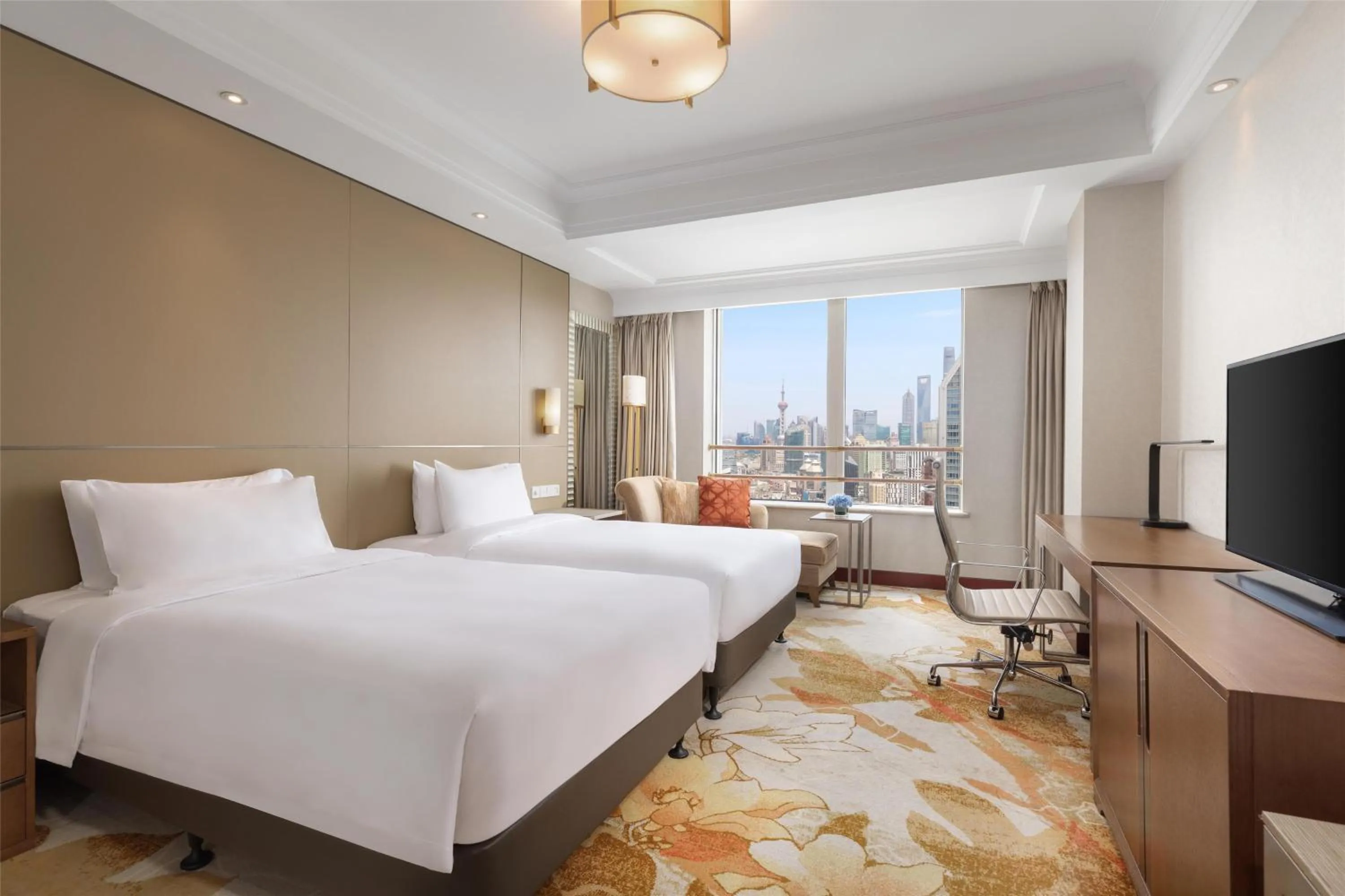 Bedroom, Bed in Radisson Blu Hotel Shanghai New World