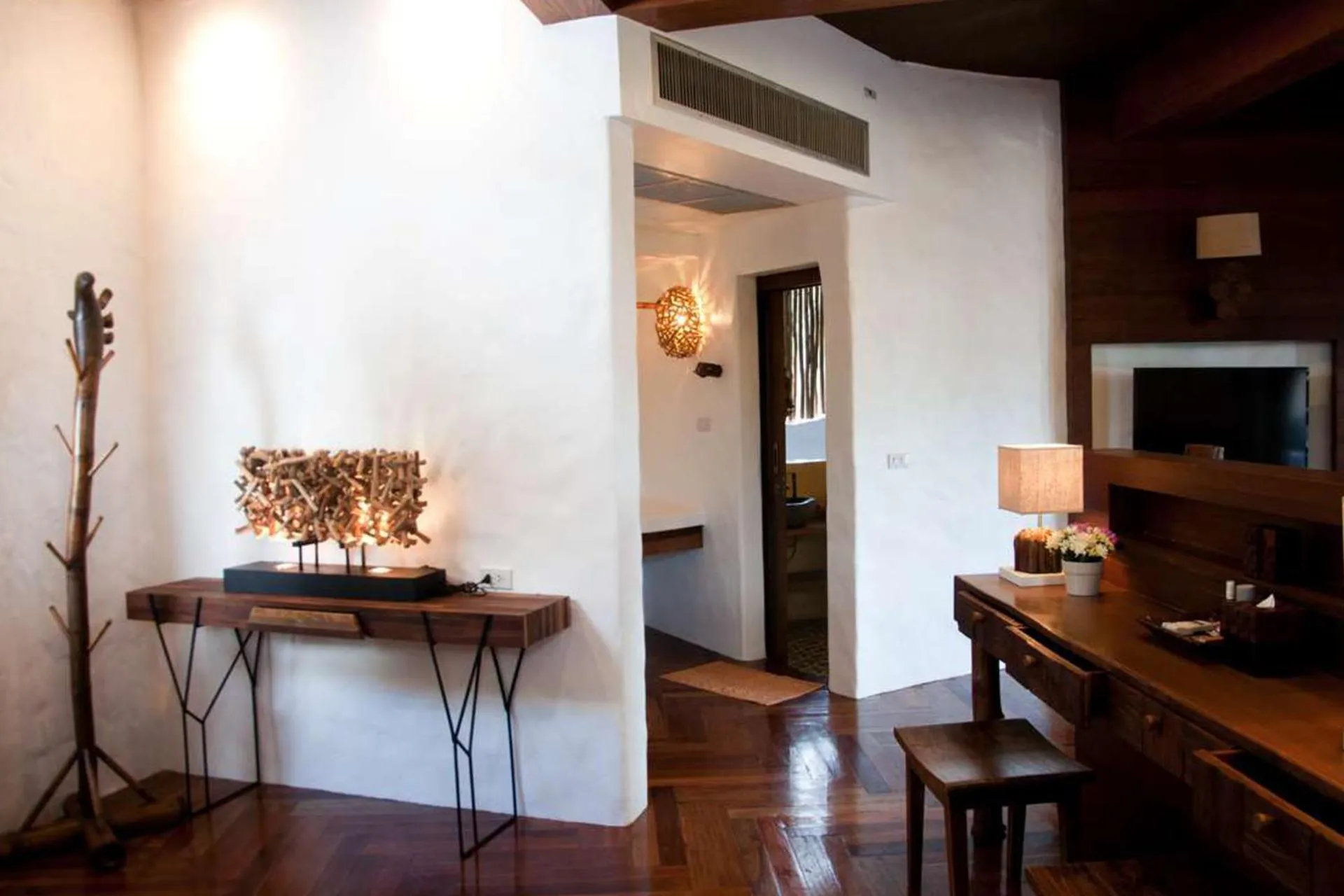 TV and multimedia in Koh Tao Cabana