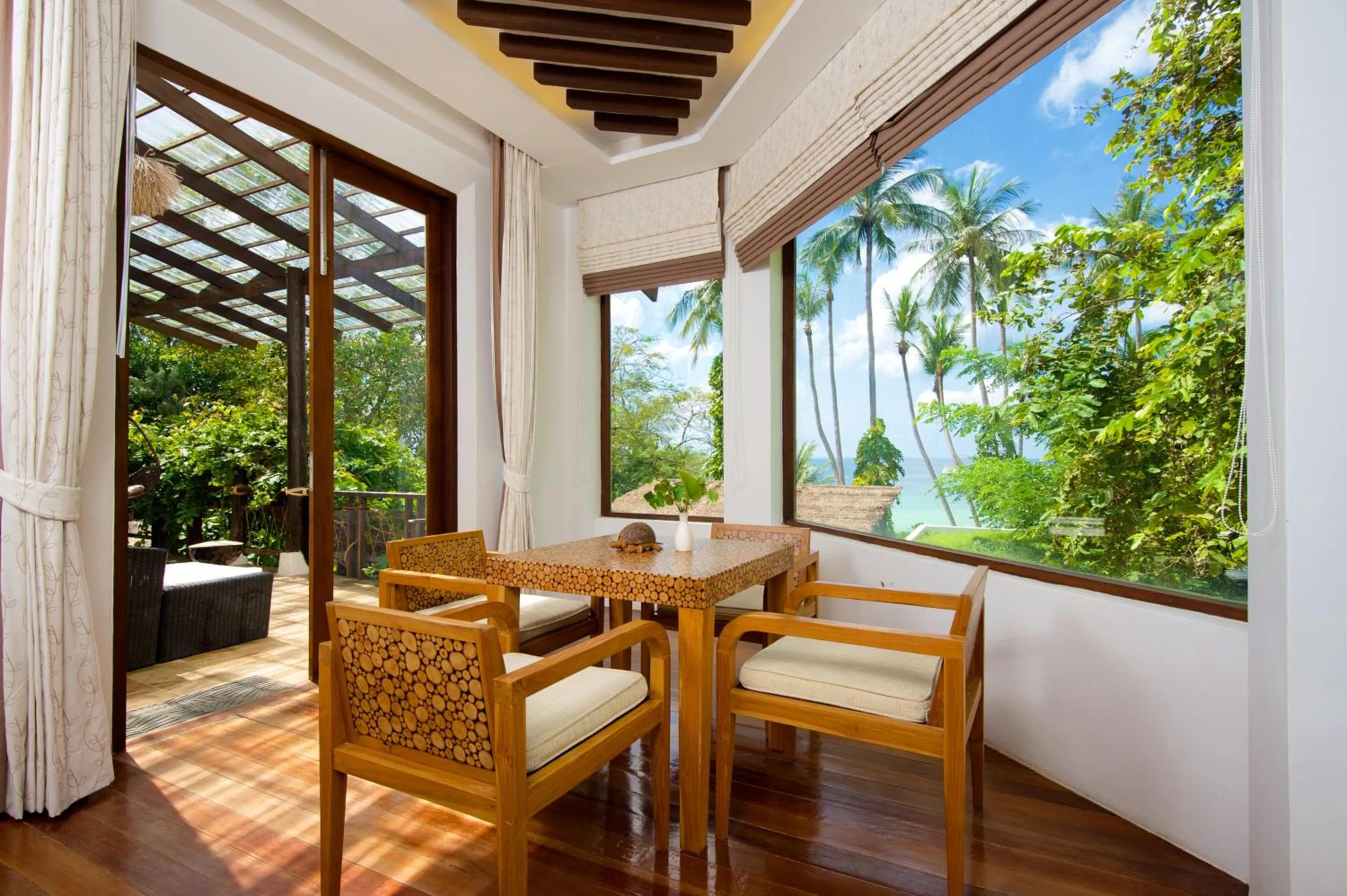 Living room in Koh Tao Cabana