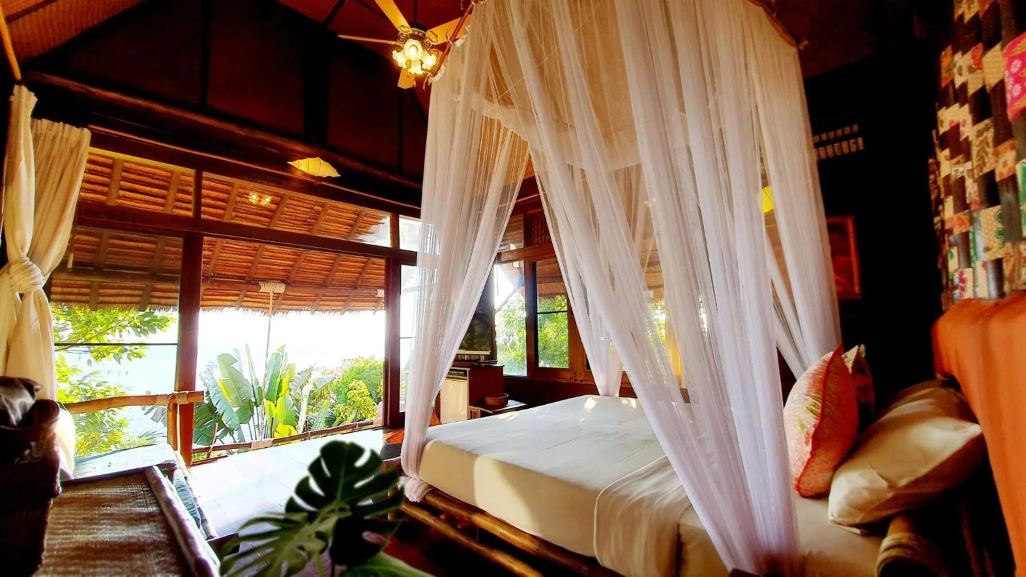 Bed in Koh Tao Cabana