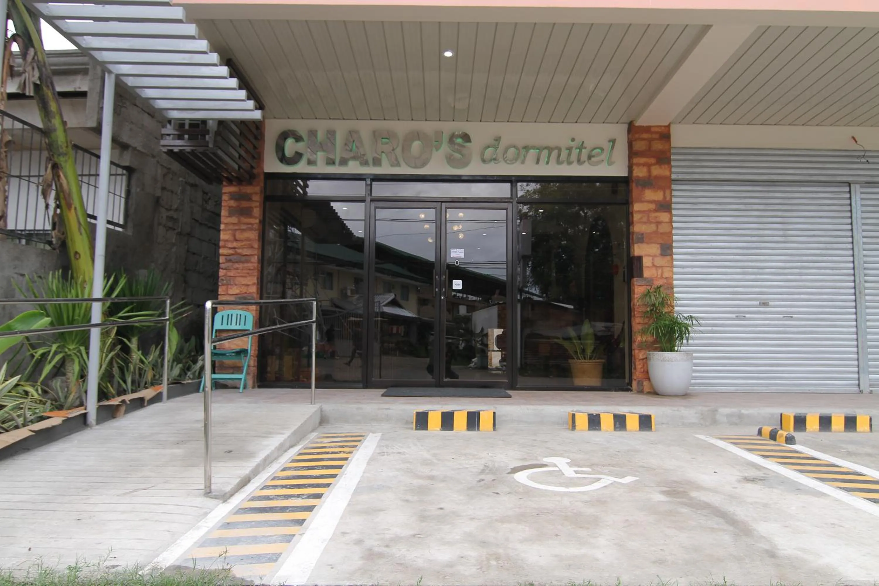 Property building in Charos Dormitel