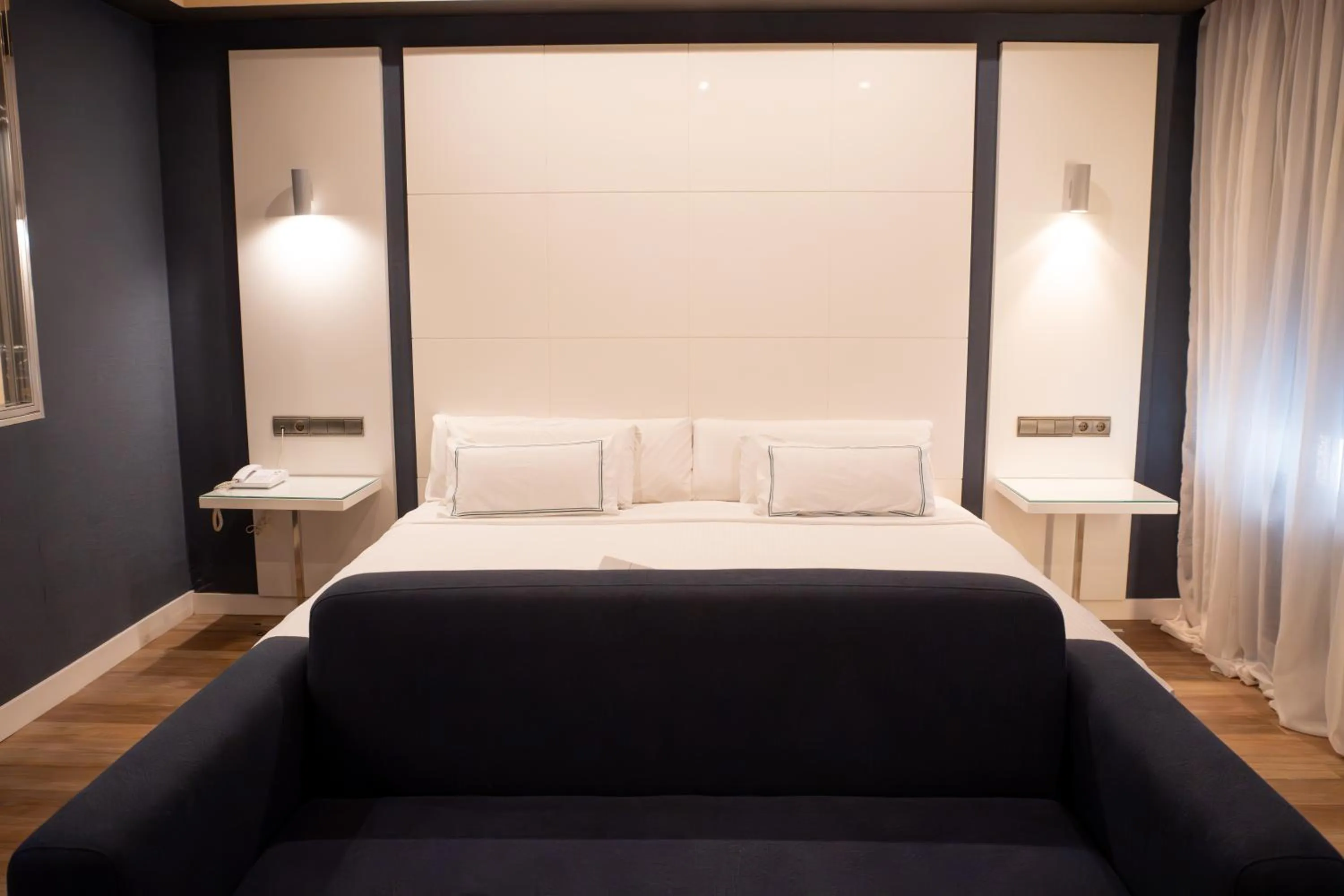 Bed in Hotel Málaga Nostrum Airport