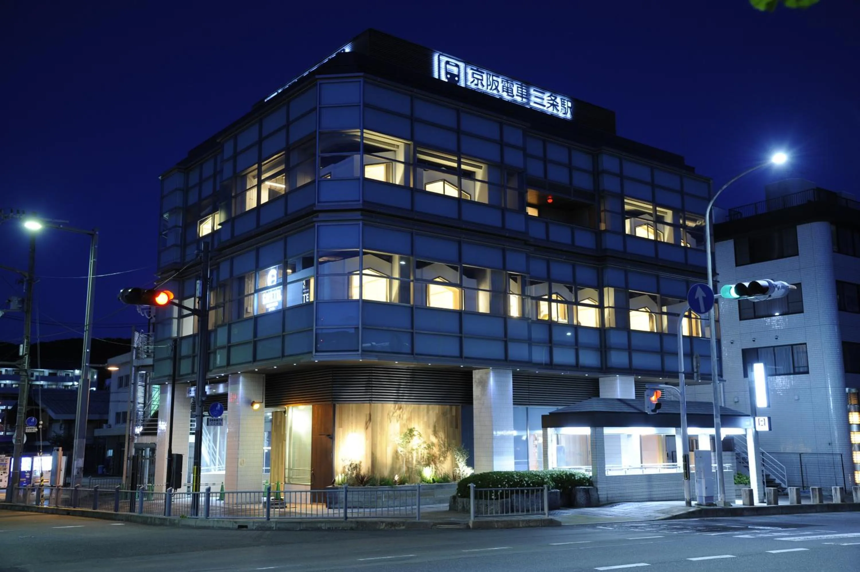 Property building in CAFETEL Kyoto Sanjo for Ladies