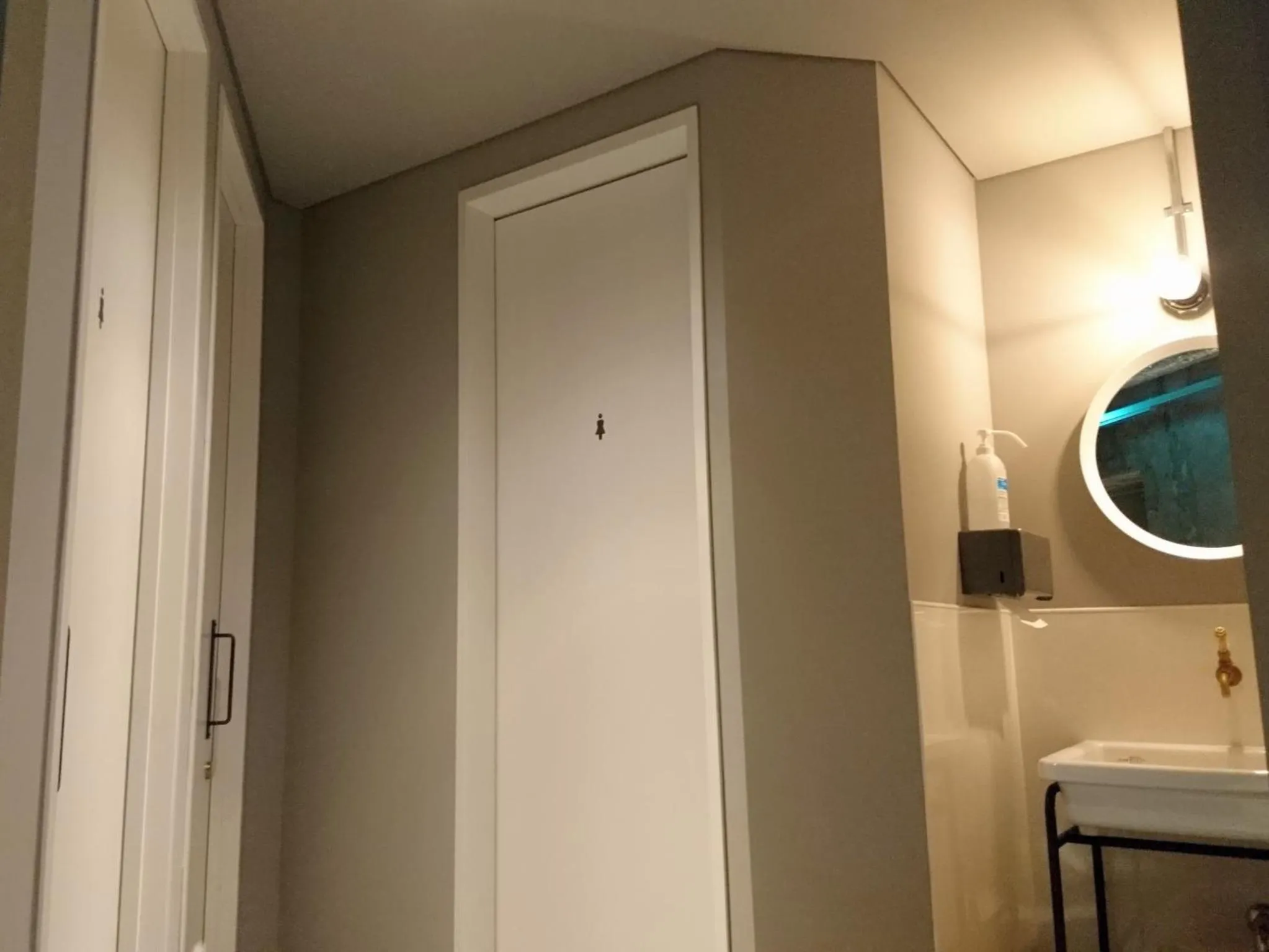 Bathroom in CAFETEL Kyoto Sanjo for Ladies