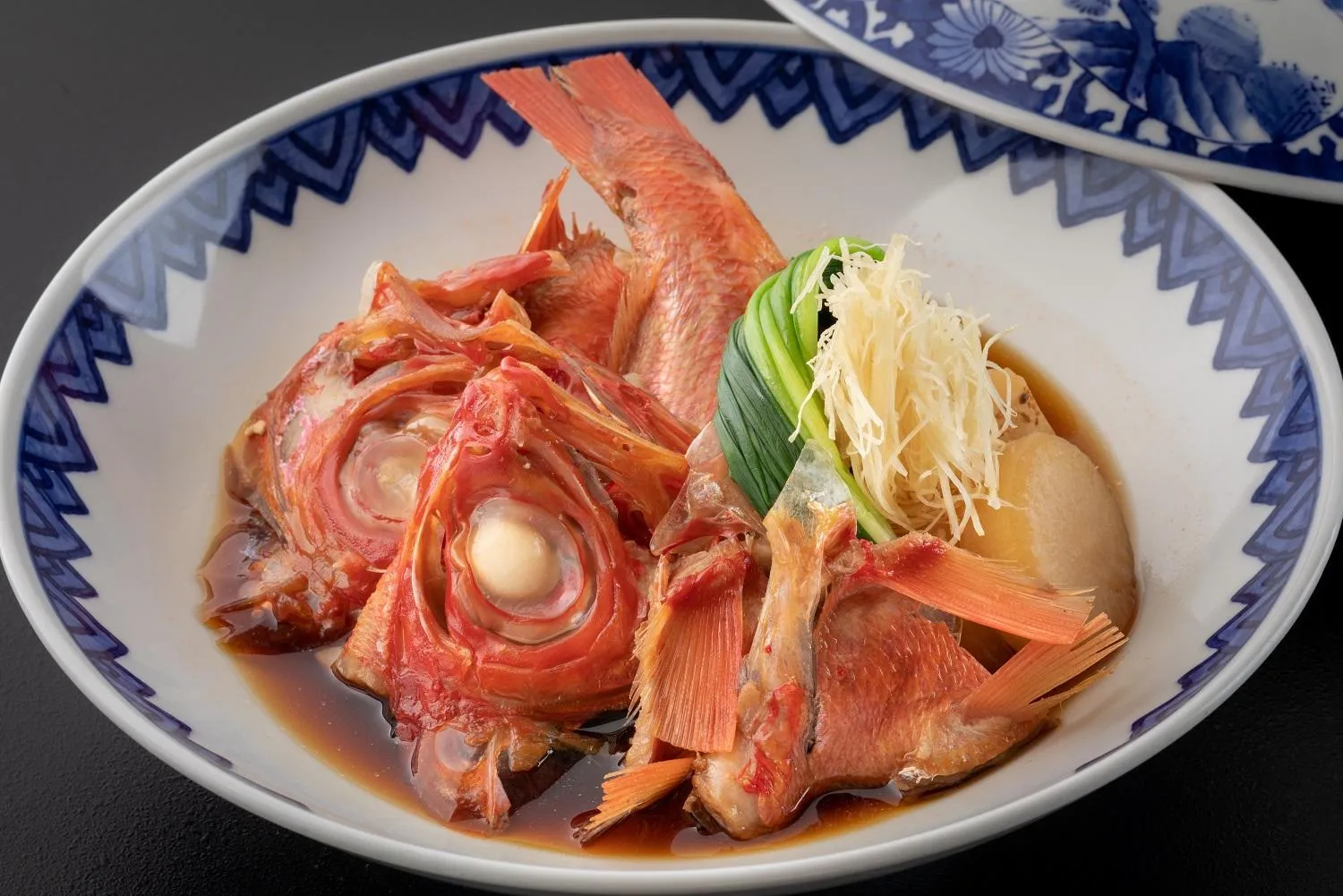 Food close-up in Sansuikan Kinryu