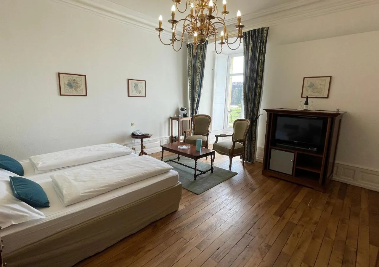 Bedroom, Bed in Hapimag Château de Chabenet