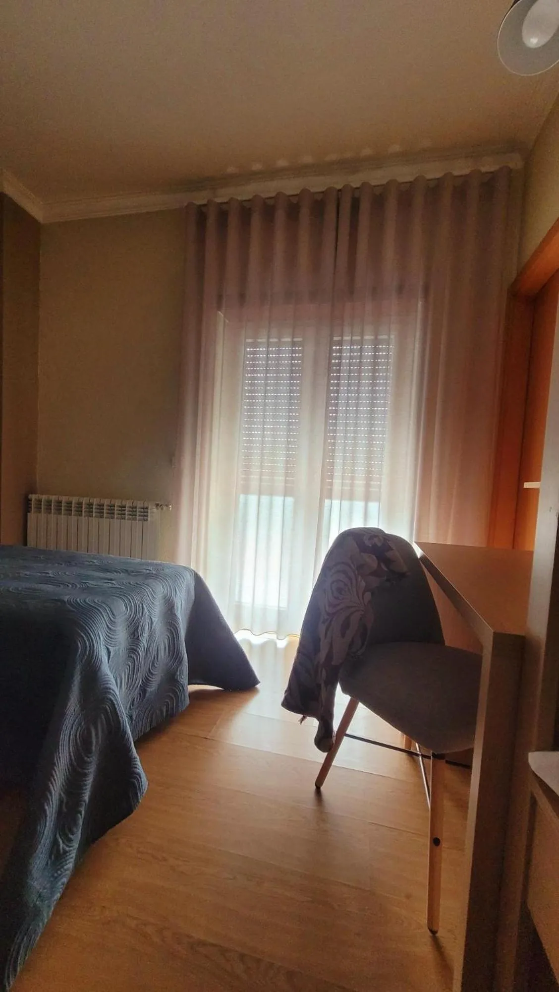 Bedroom, Bed in Ferrinho