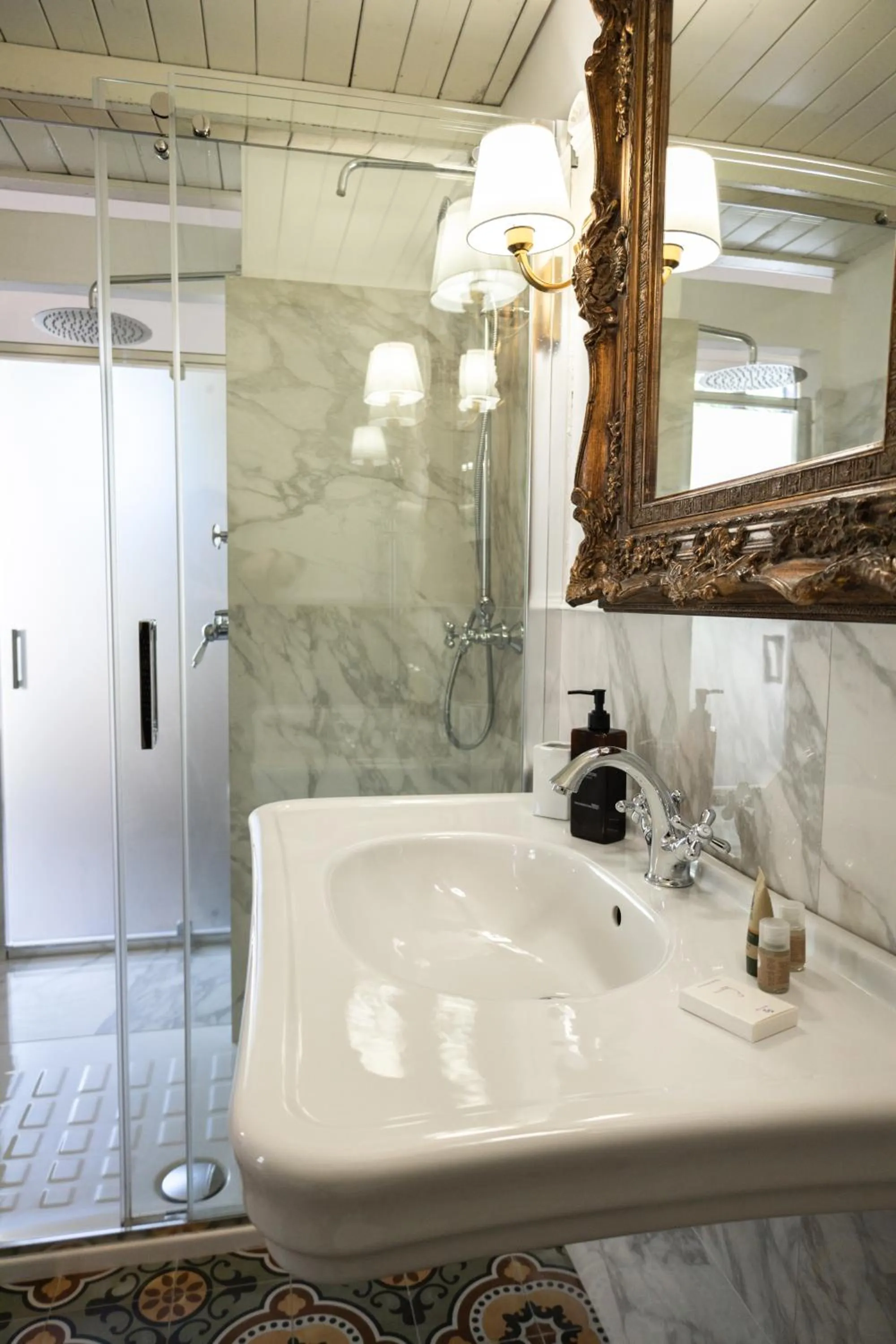 Bathroom in Villa Scinata Dimora Storica